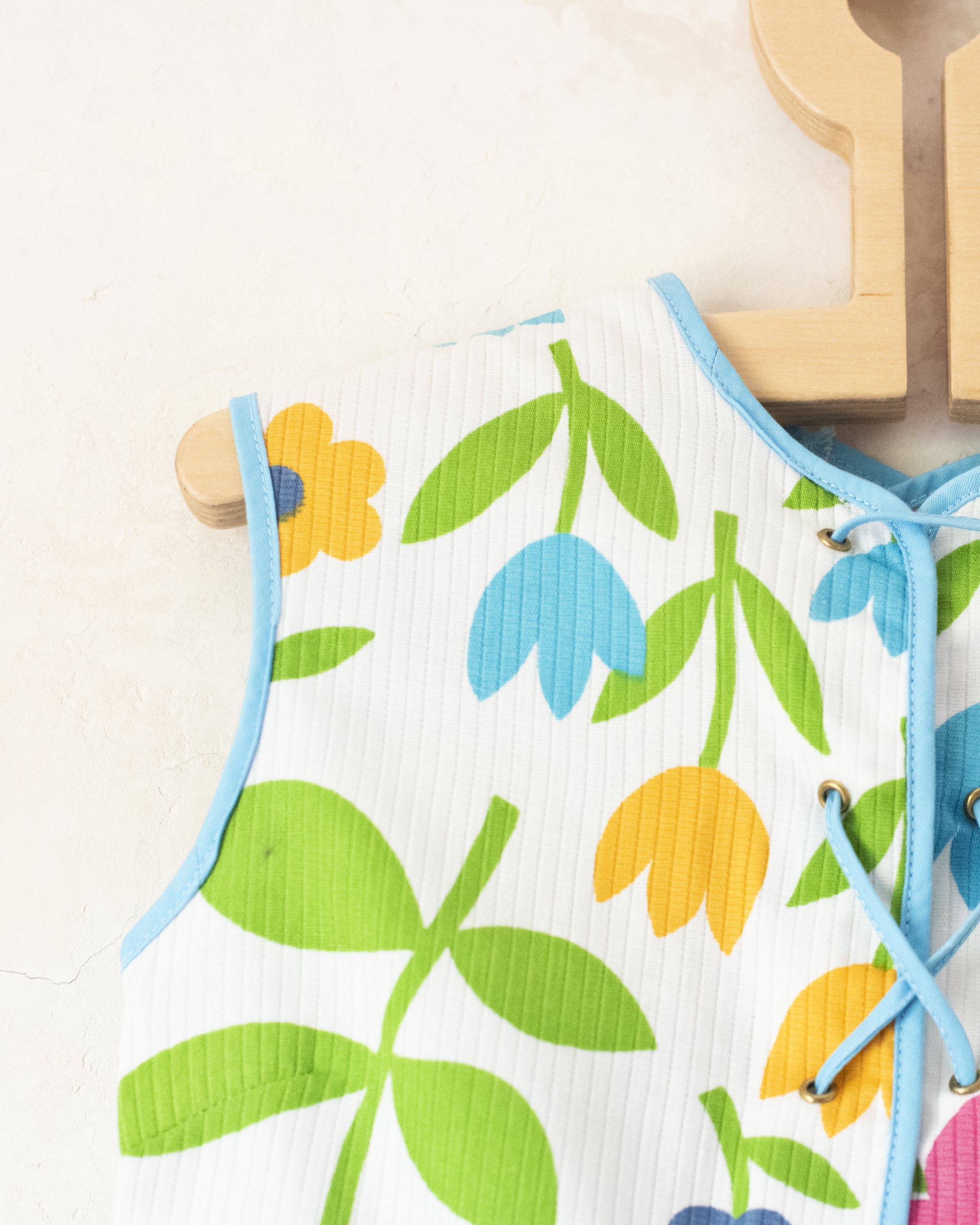 שמלה לבנה פרחונית מהסבנטיז | 2-3 שנים