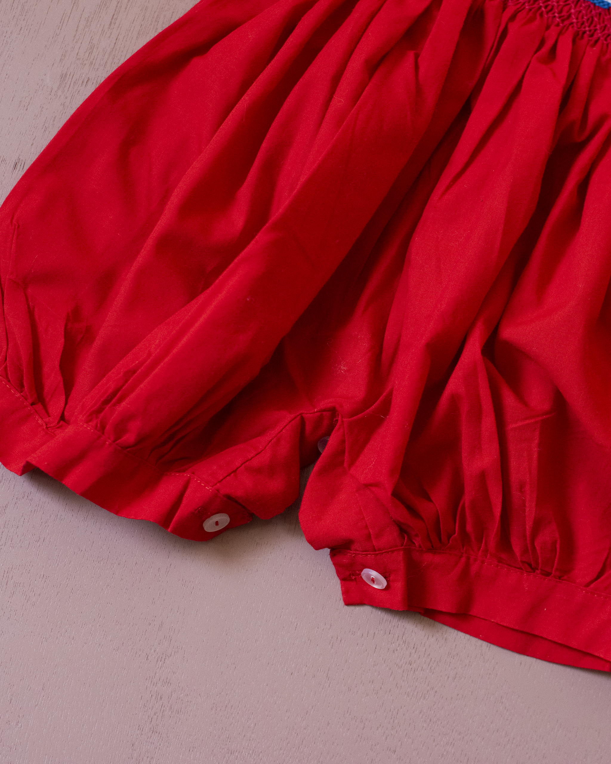 אוברול ימאים אדום עם סירות רקומות | 12-18 חודשים