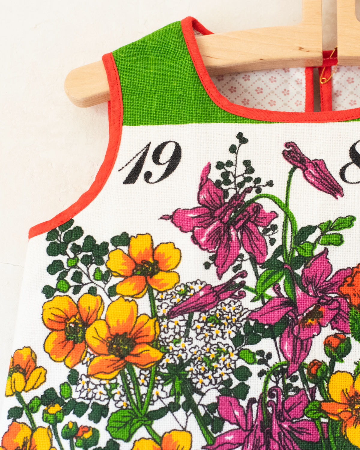 Dutch 'Mamouhedesh' dress with flowers | 2-3 years