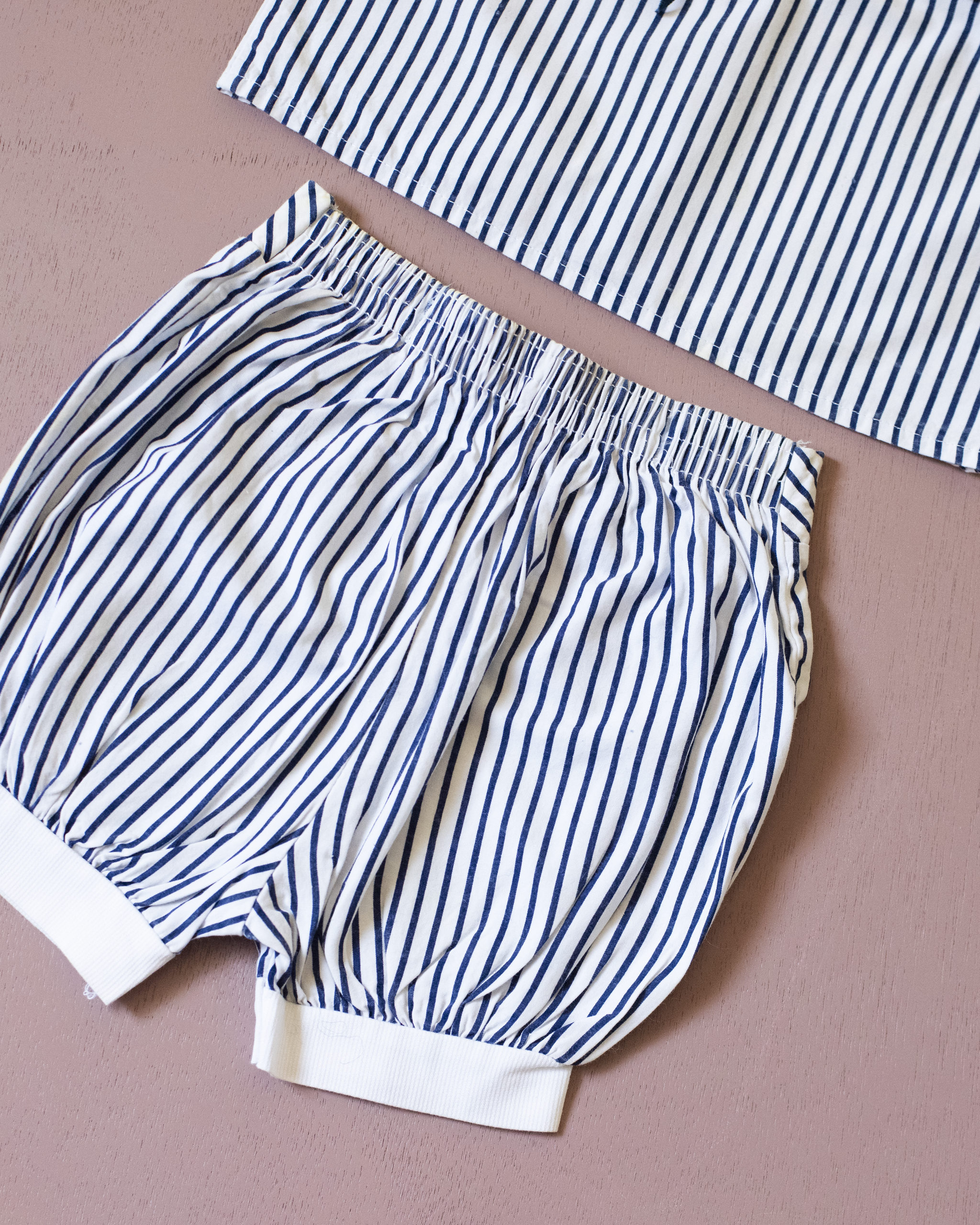 סט ימאים עם פסים וסירות מפרש | 6-9 חודשים