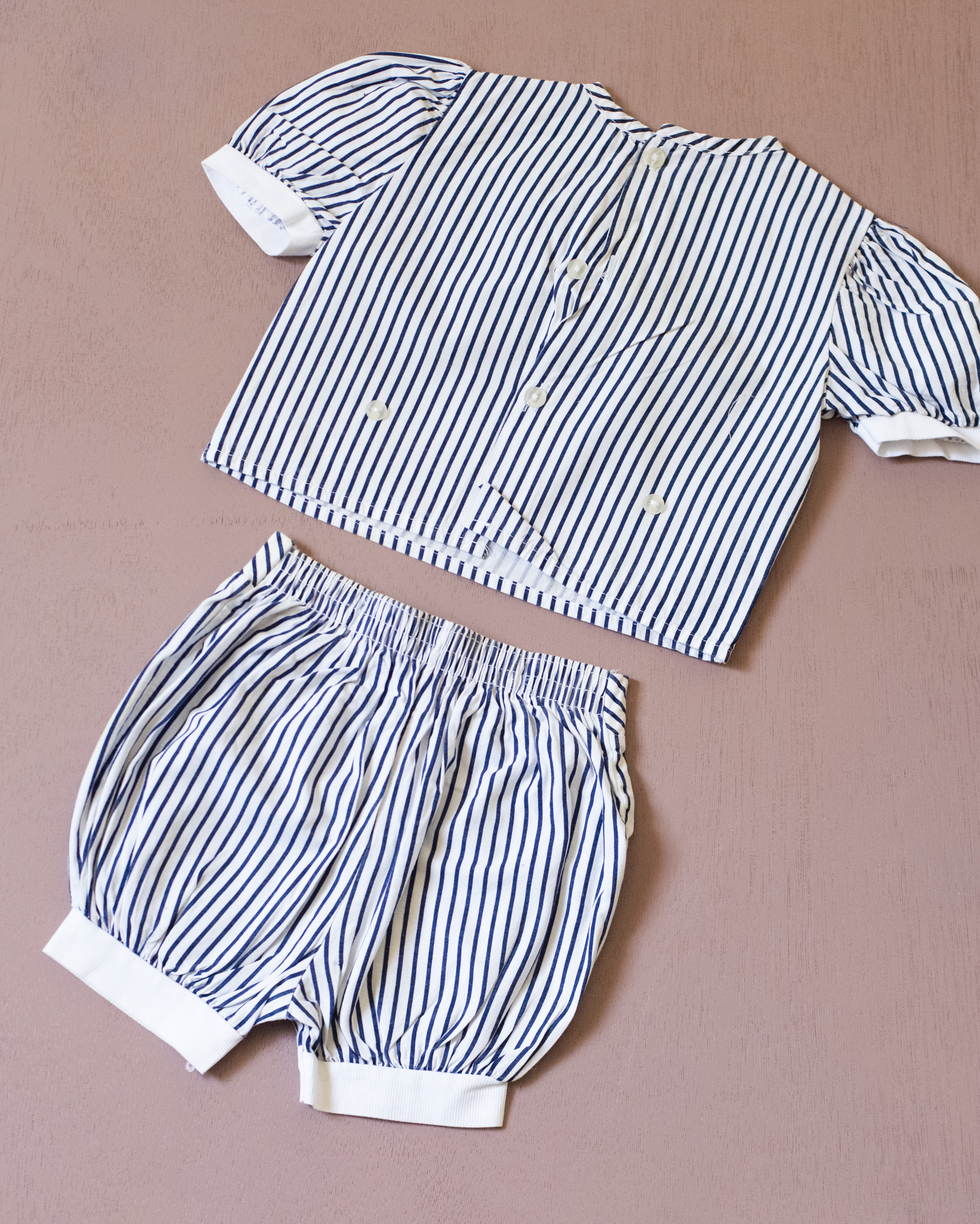 סט ימאים עם פסים וסירות מפרש | 6-9 חודשים