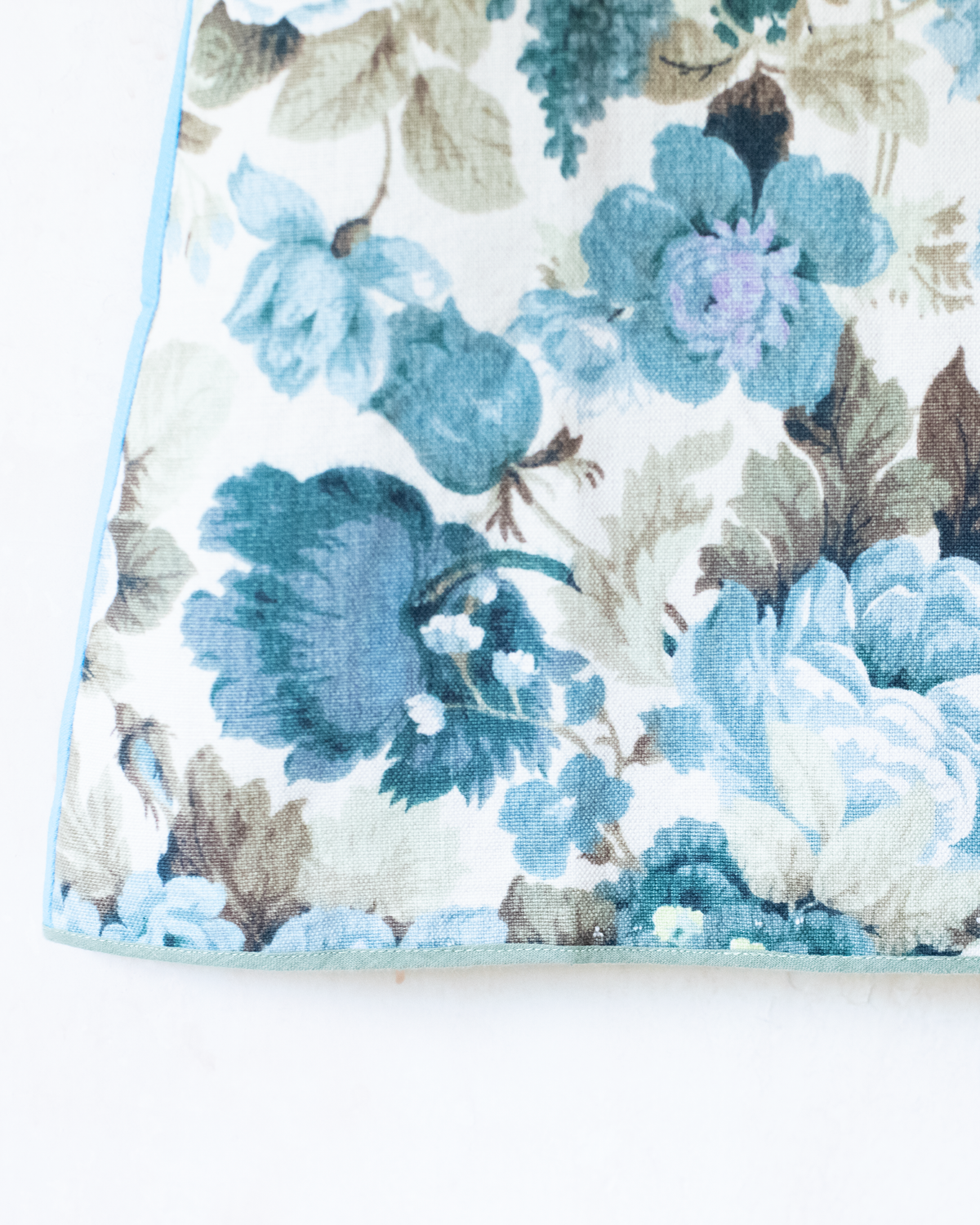 Dutch 'Mamouhedesh' dress with flowers | 4-5 years
