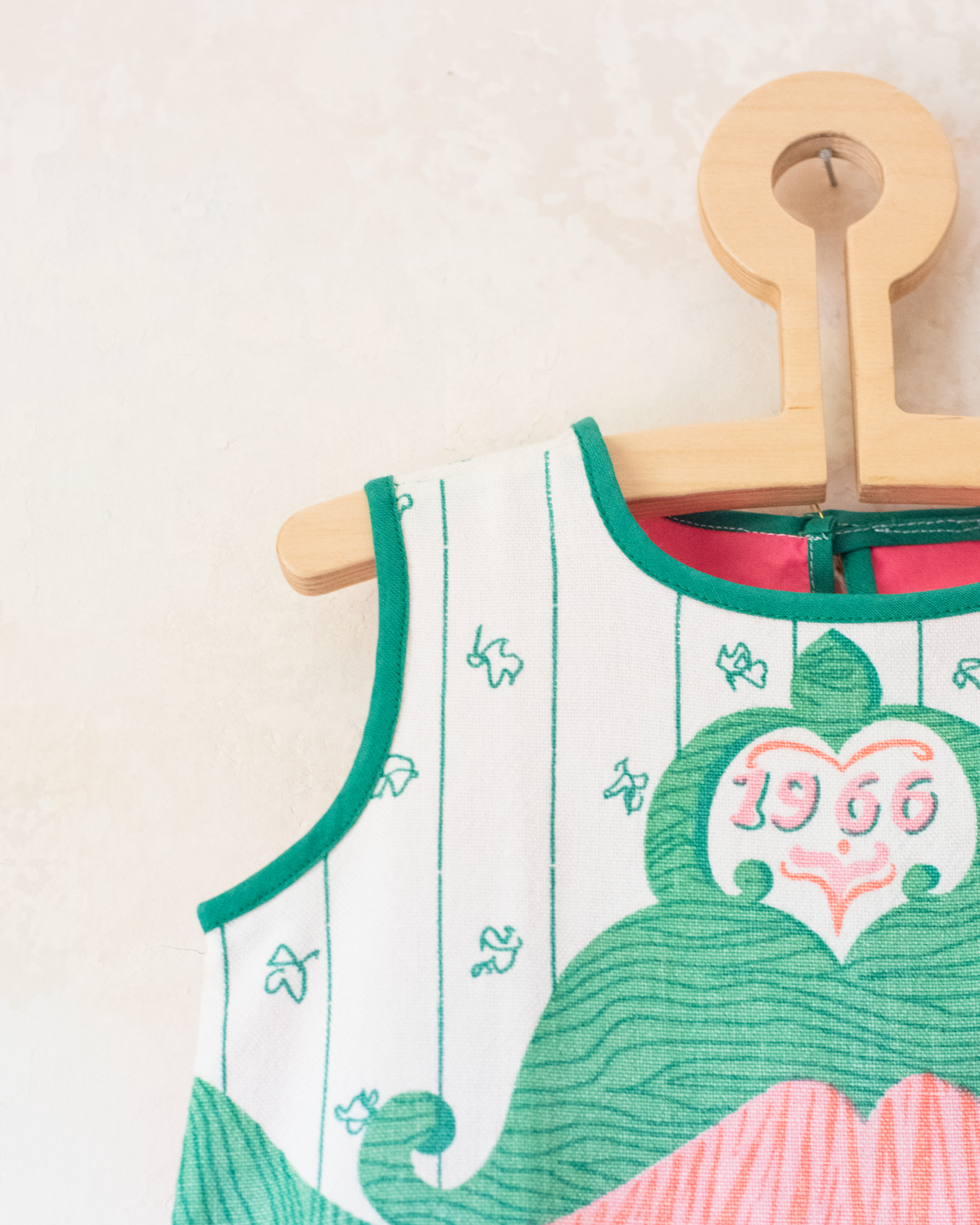 Dutch 'Mamouhedesh' dress with flowers | 3-4 years