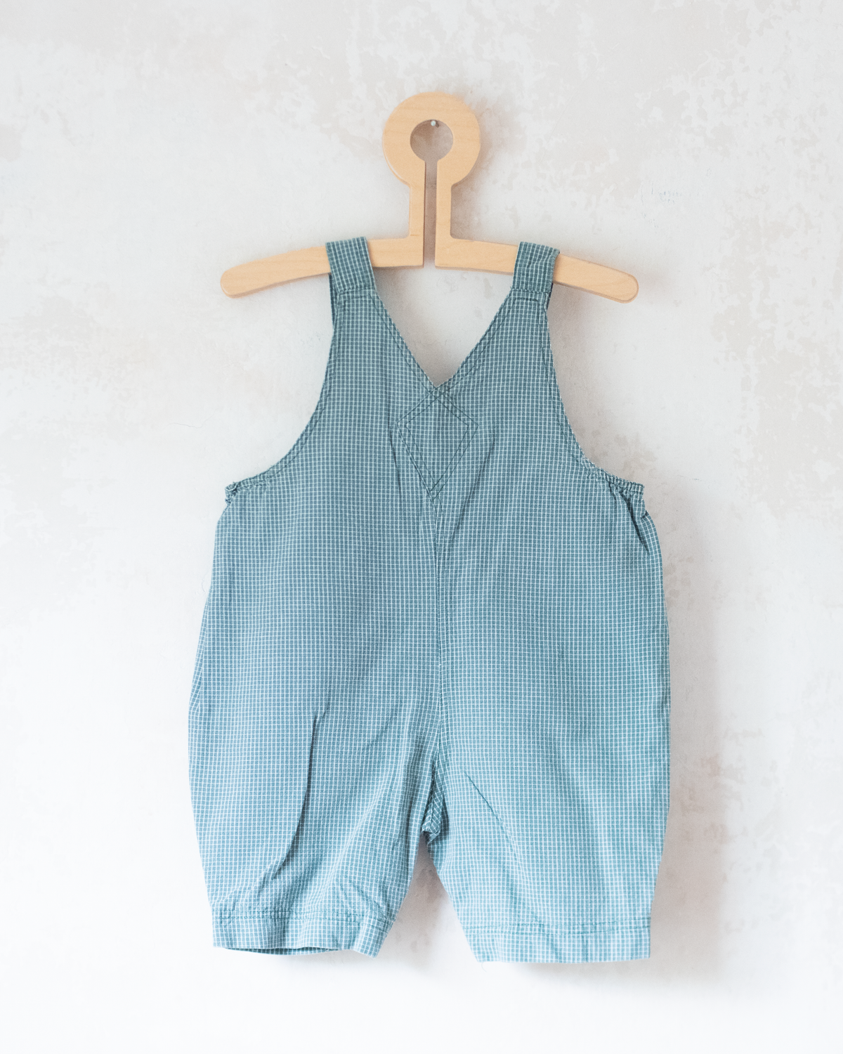 Green checkered romper with a Babar the Elephant embroidery | 12-18 months