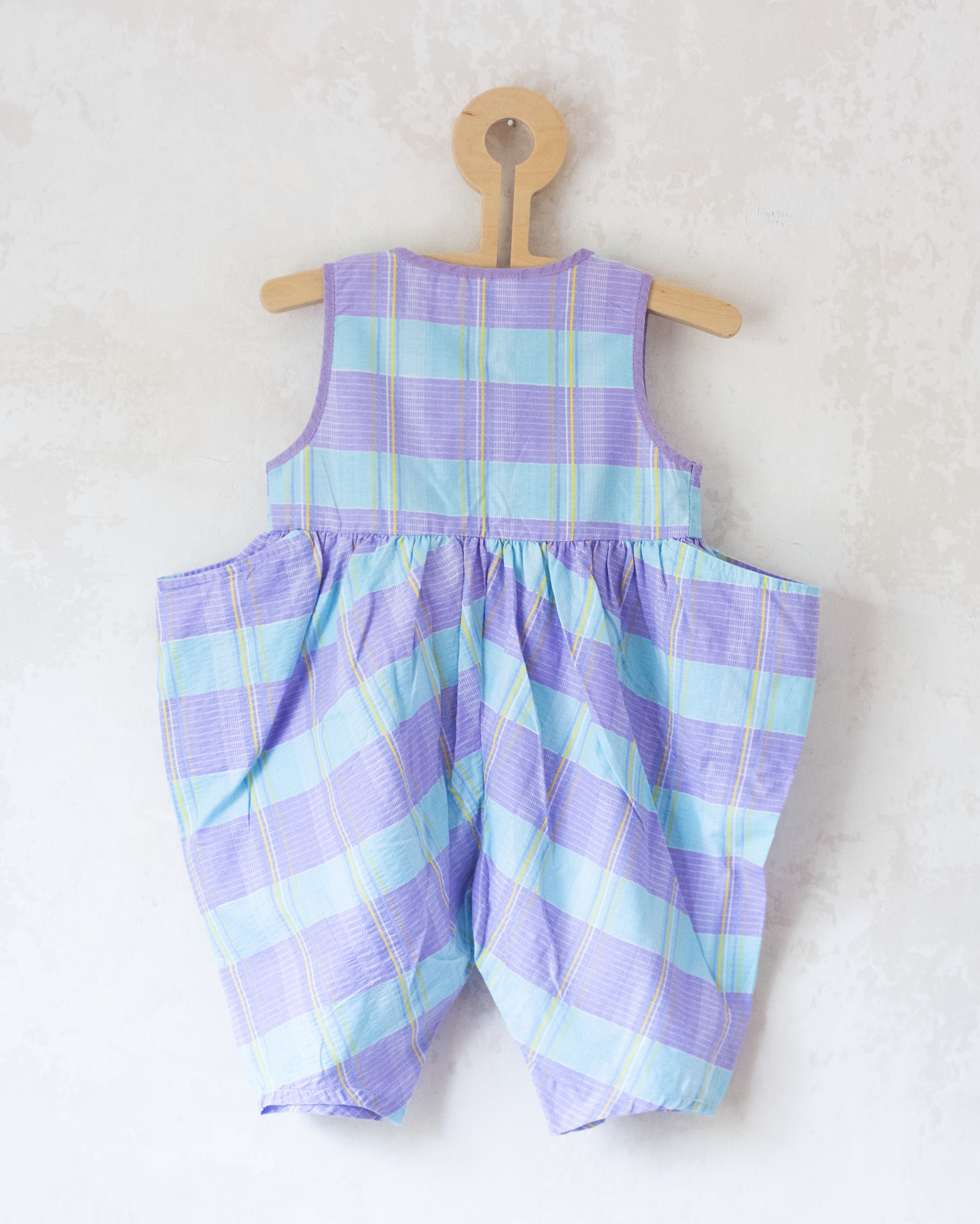 אוברול צבעוני משובץ מהאייטיז | 6-9 חודשים