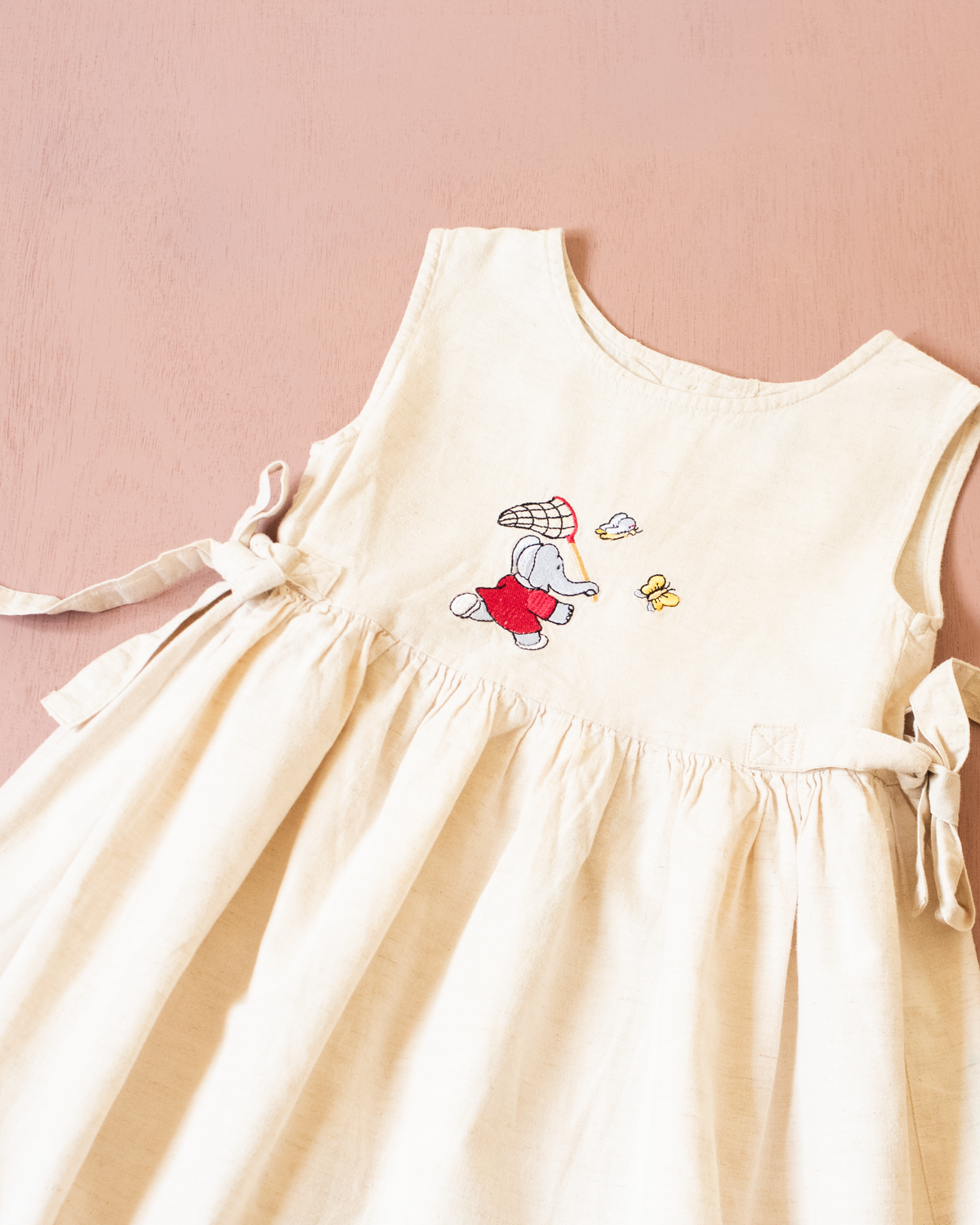 Linen dress with King Babar and butterfly embroideries | 3-4 years