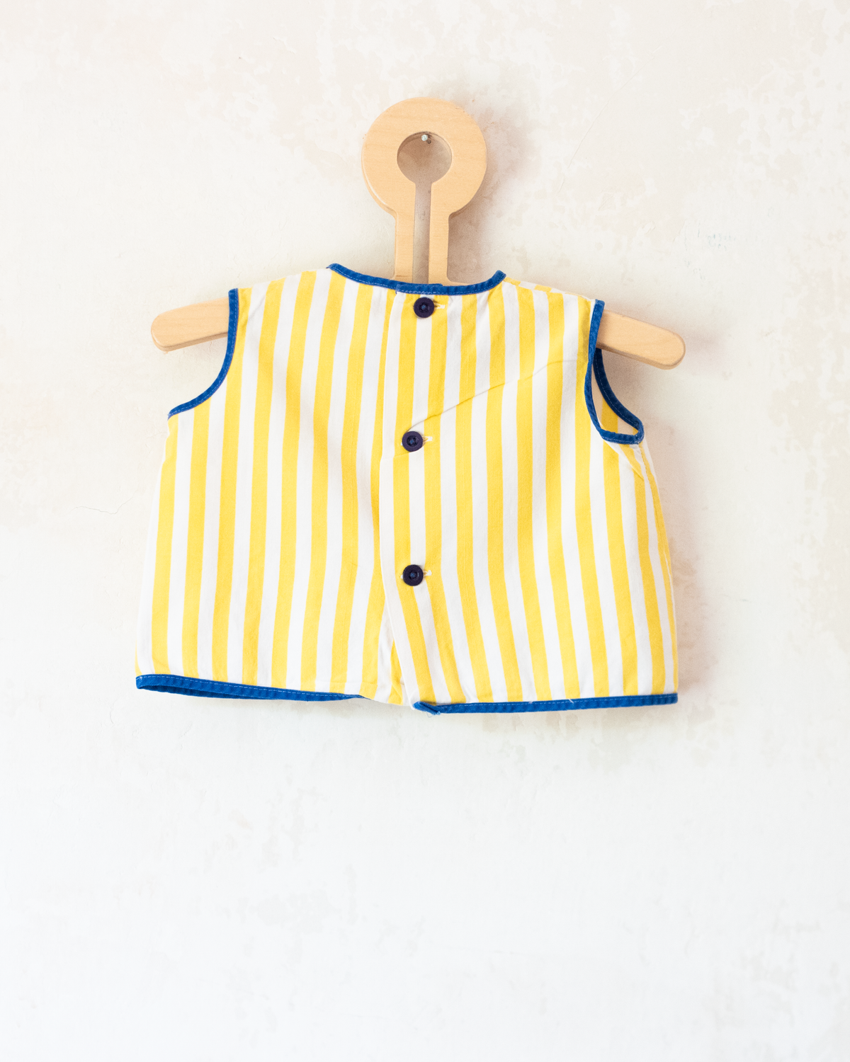 Striped tank top with girl and boat embroidery | 6-9 months