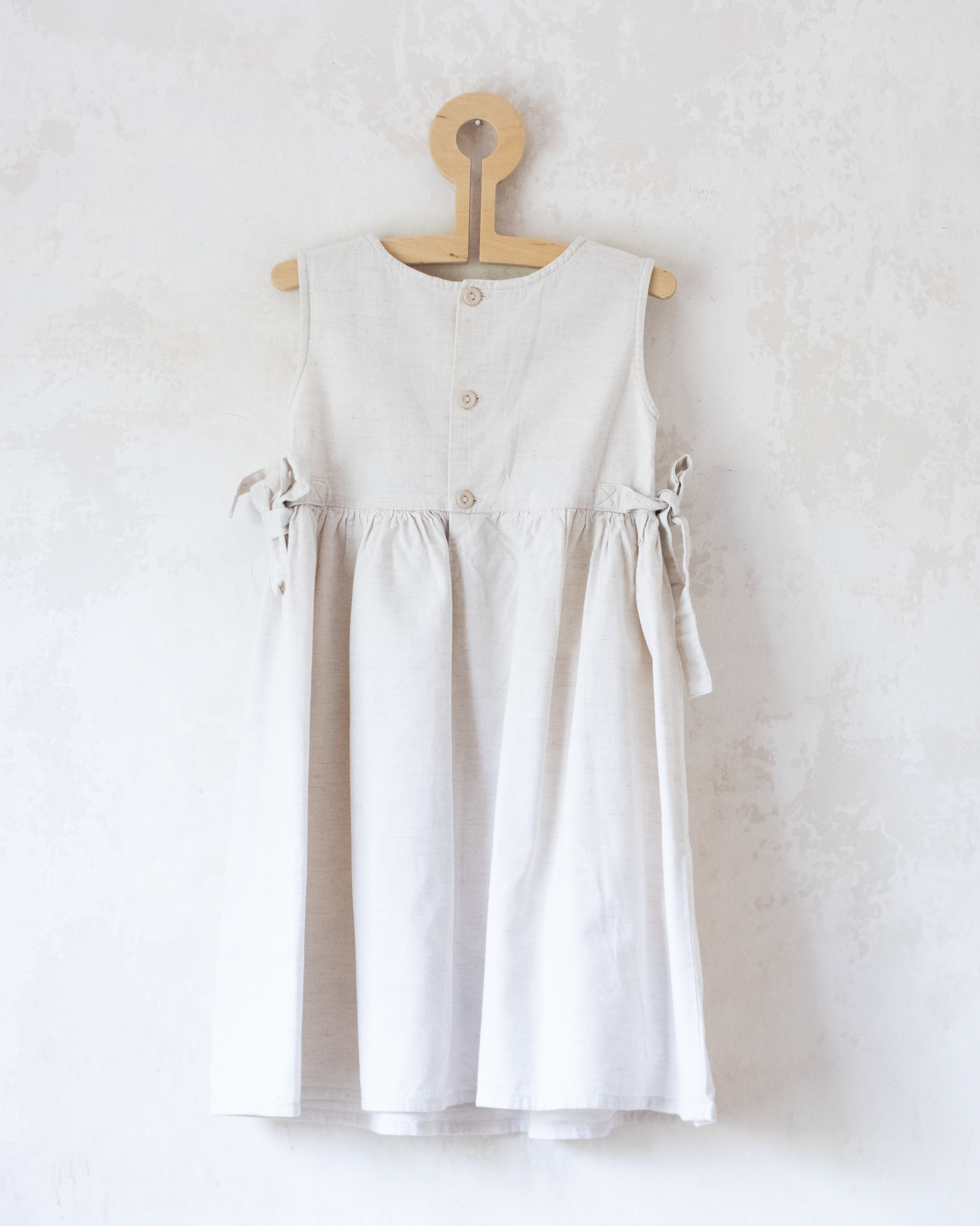Linen dress with King Babar and butterfly embroideries | 3-4 years