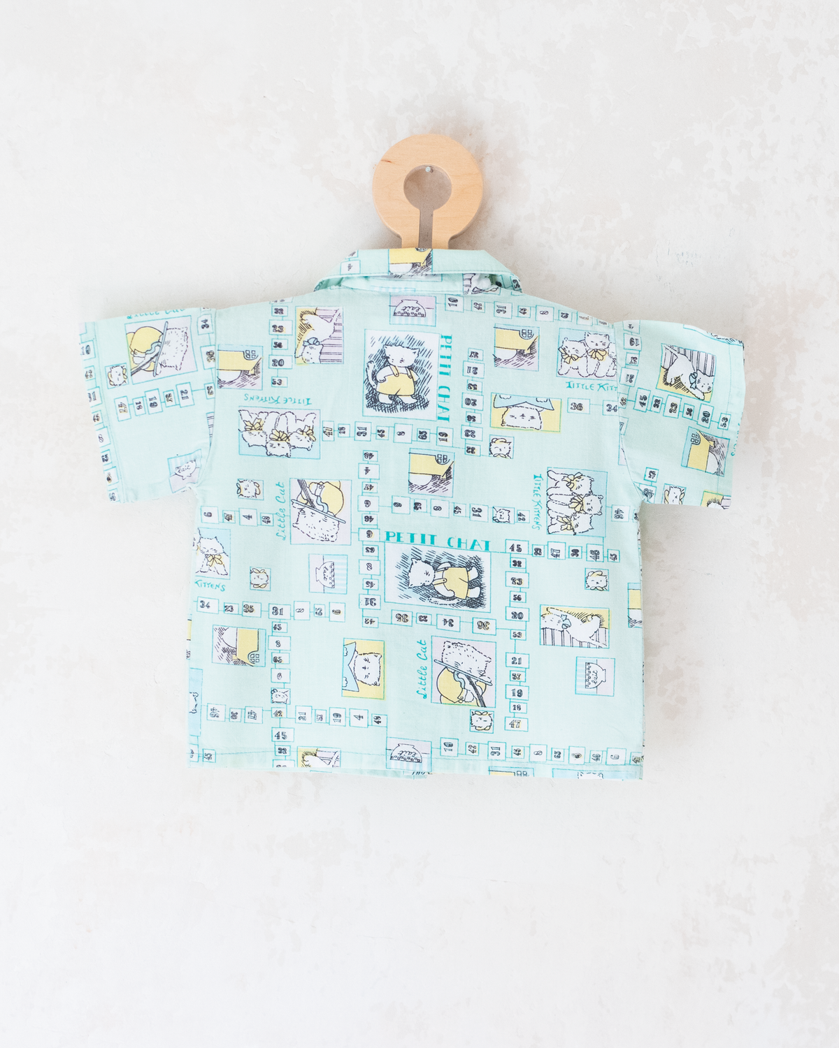 Button-down shirt with cats | 9-12 months