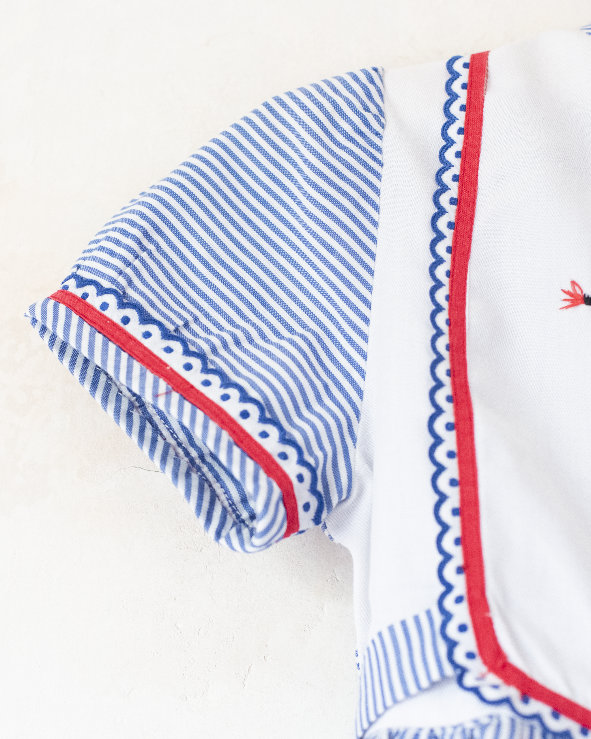 שמלת פסים וילדות רקומות | דד סטוק איטלקי | 4-5 שנים