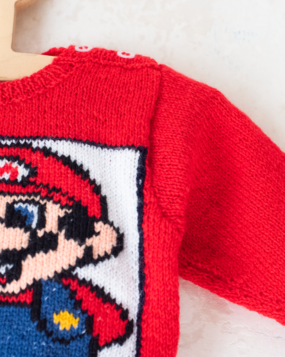 Red wool sweater with Super Mario | 6-9 months