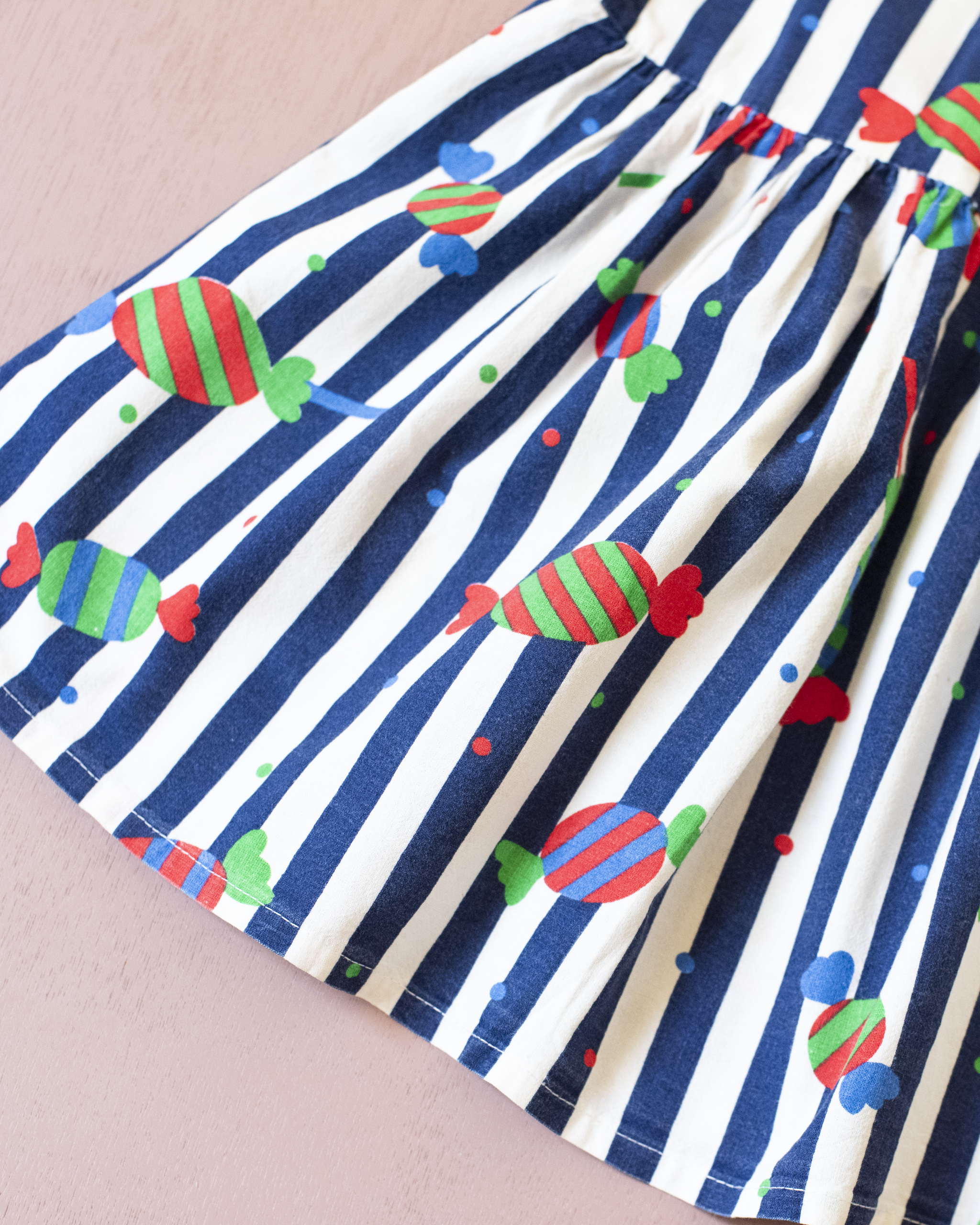 שמלת פסים וסוכריות | 2-3 שנים