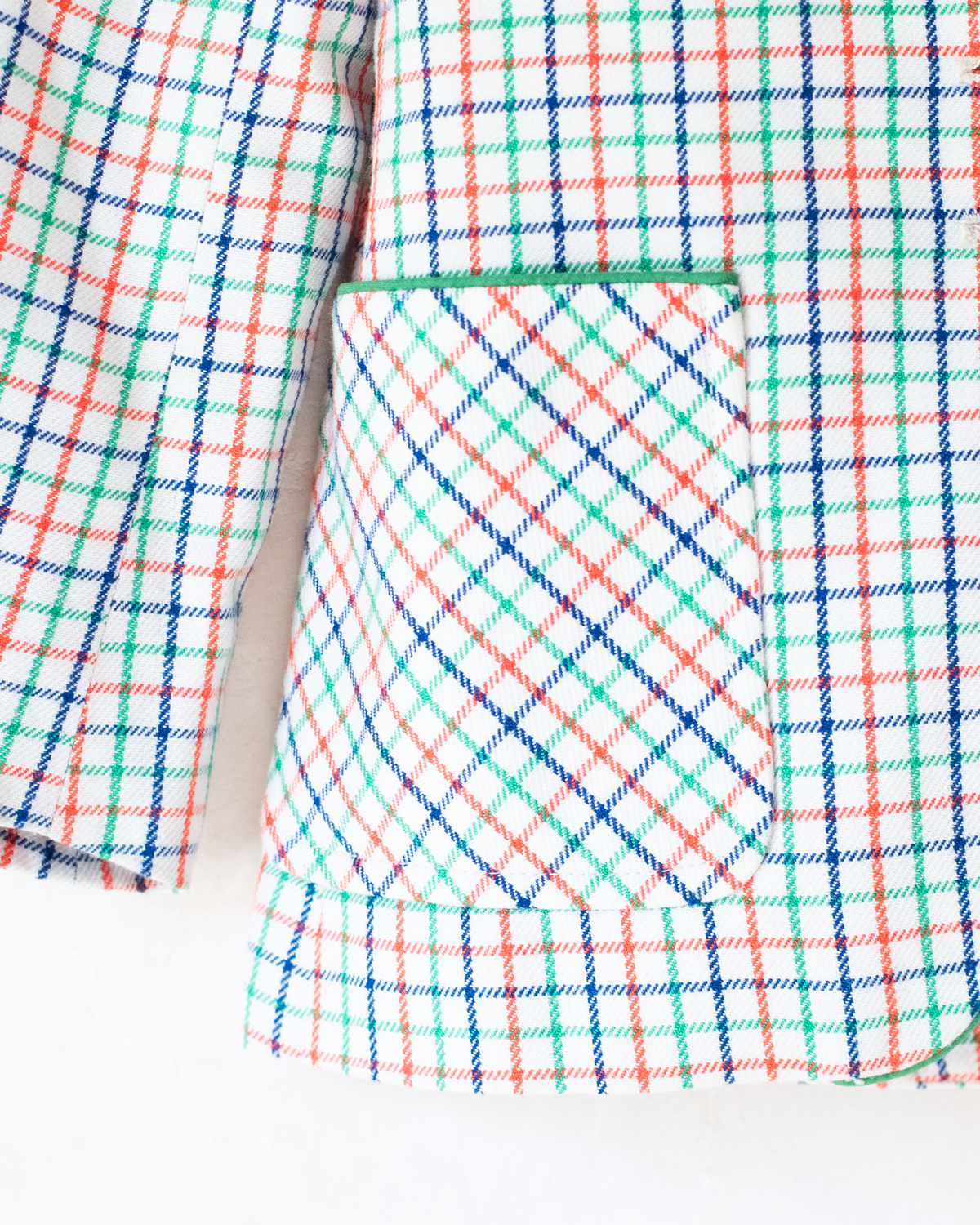 Tailored jacket with green checks and buttons | 7-8 years