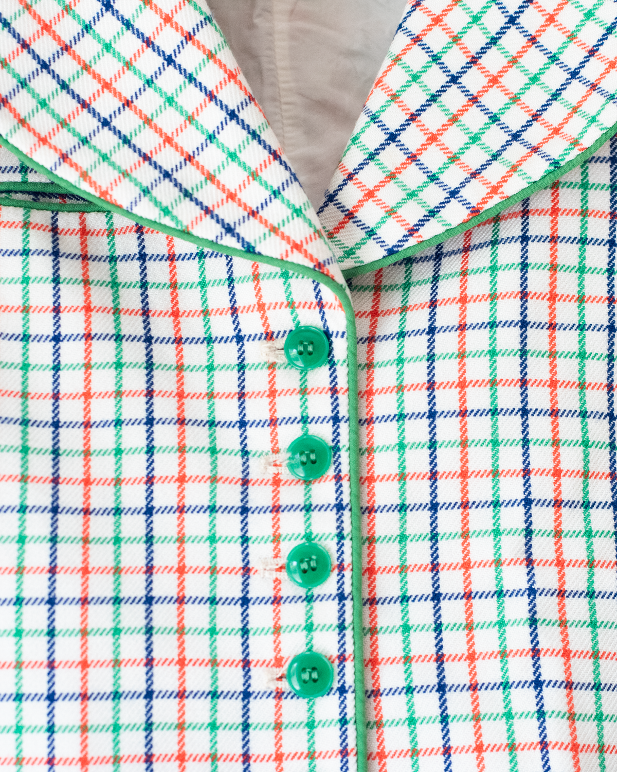 Tailored jacket with green checks and buttons | 7-8 years