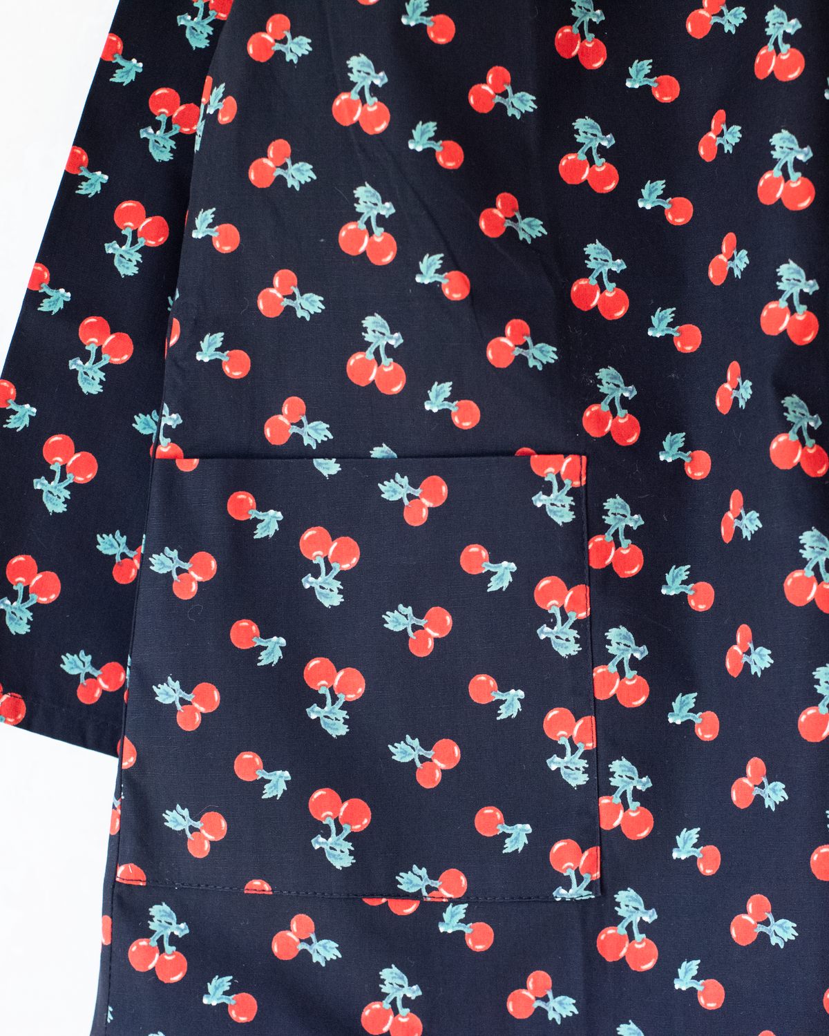 Long black shirt with tomatoes and red collar | French Deadstock | 8-9 years