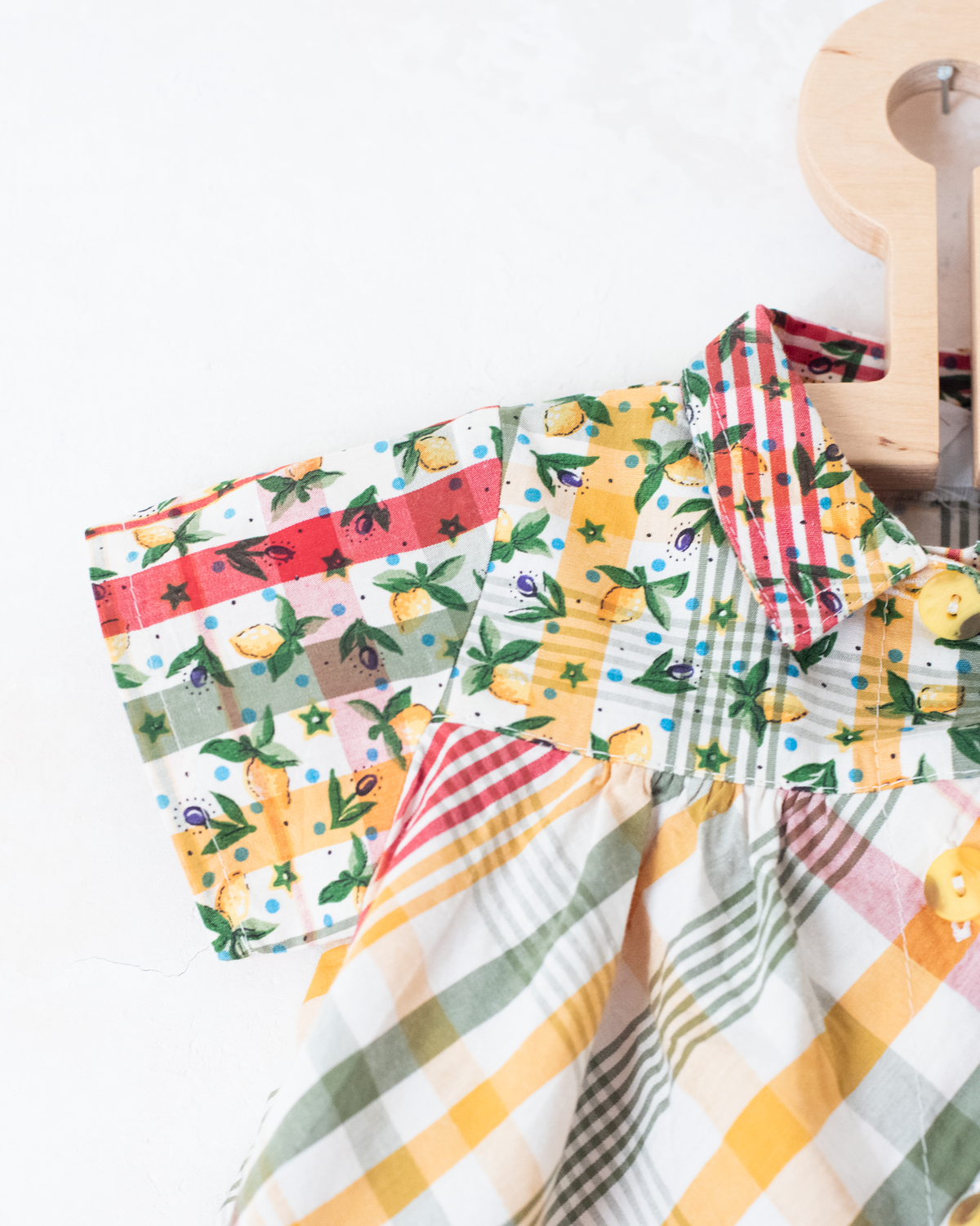 Colorful dress with stripes and lemons | 9-12 months