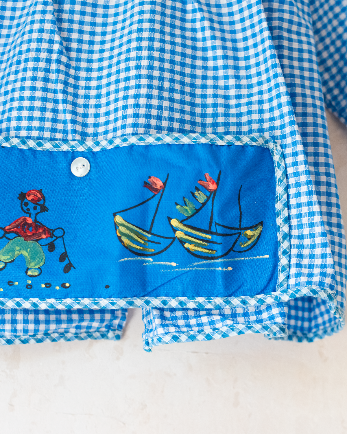 Blue and white plaid shirt with a painted pocket | French deadstock | 2-3 years
