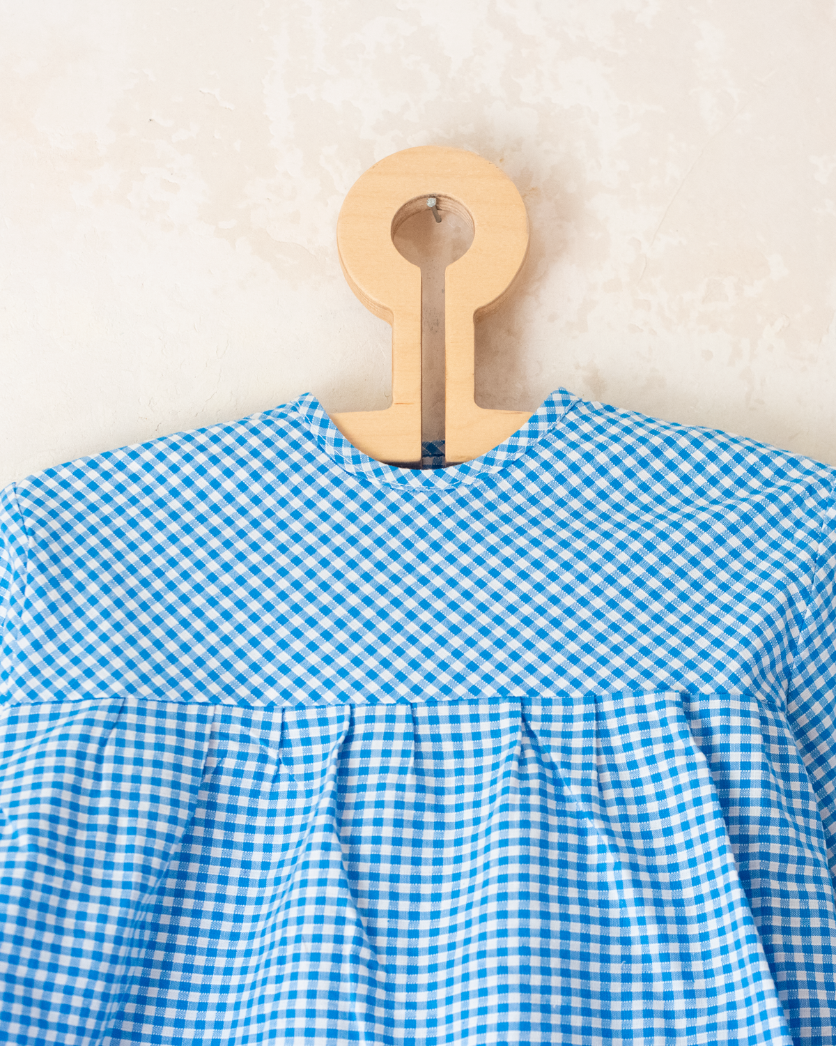 Blue and white plaid shirt with a painted pocket | French deadstock | 2-3 years