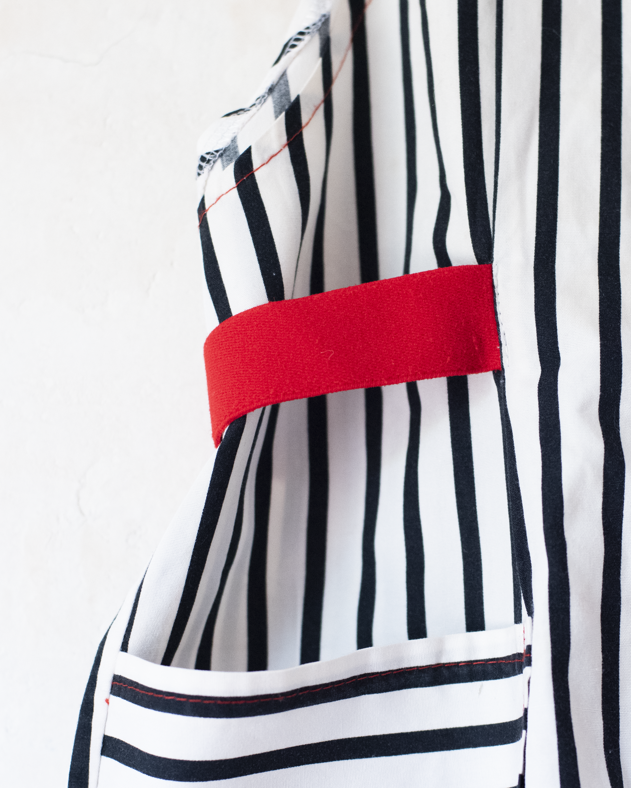 אוברול עם פסים מבית איב סאן לורן | 12-18 חודשים