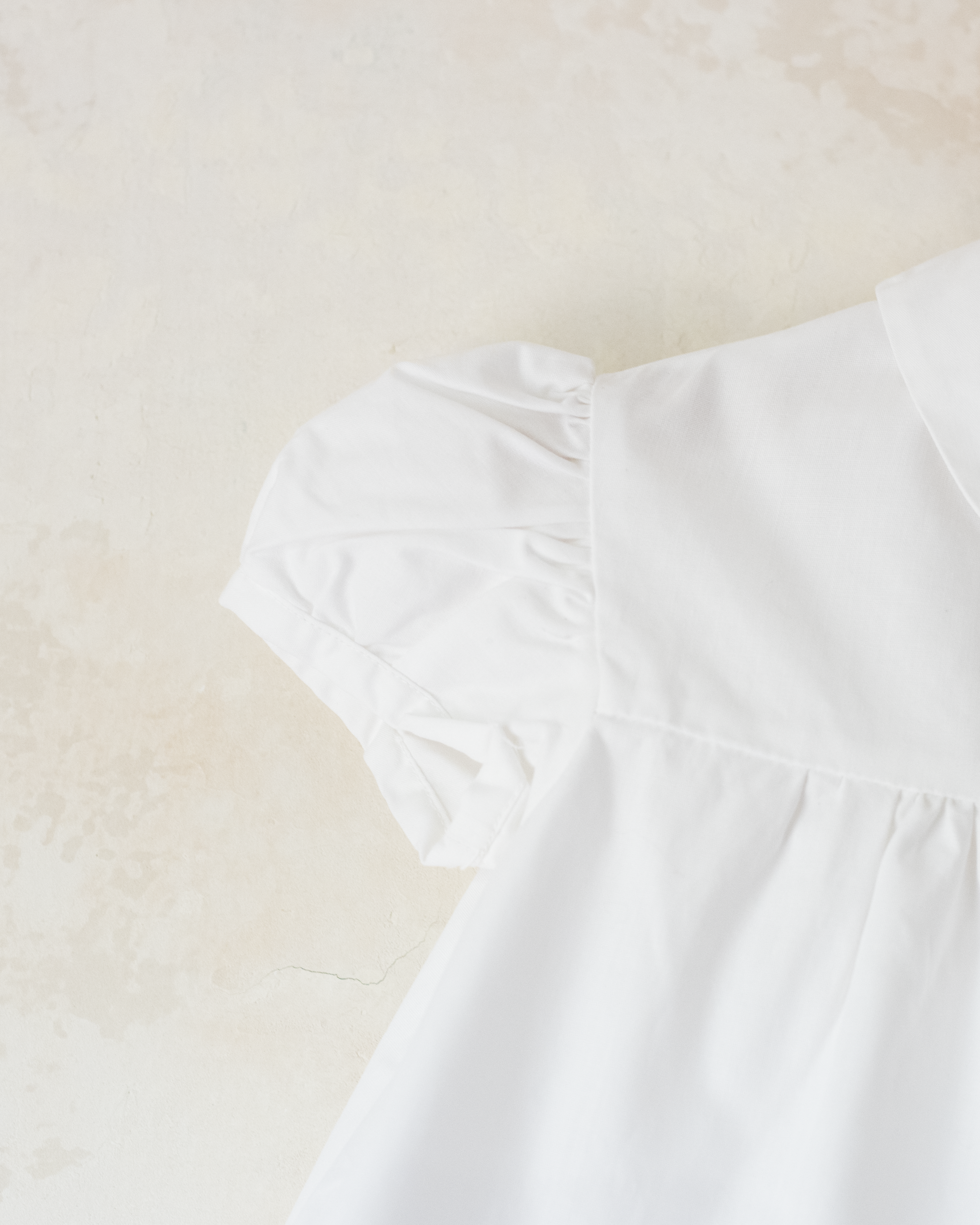 טוניקה לבנה עם שפן ורוד רקום | דד סטוק איטלקי | 18-24 חודשים