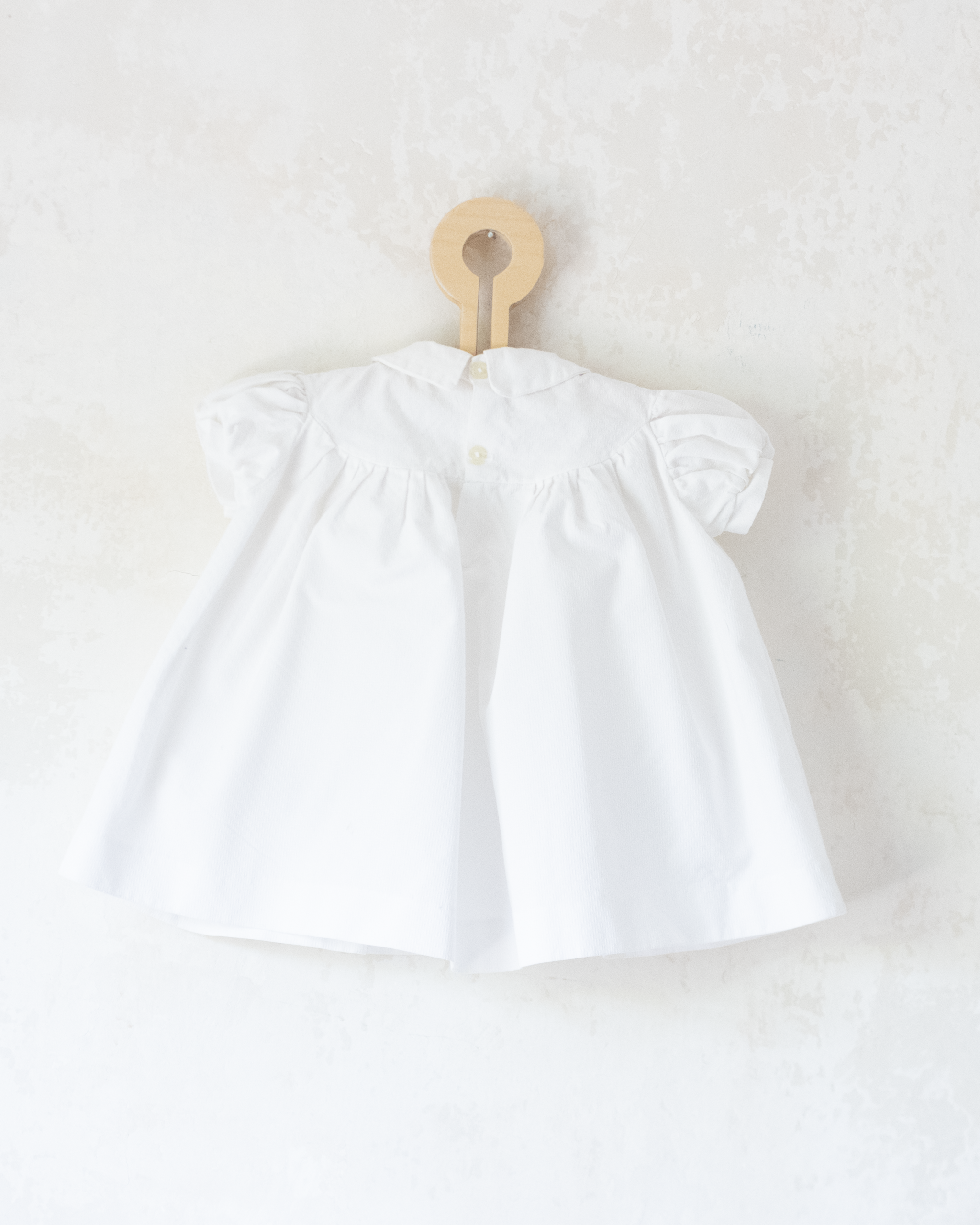 טוניקה לבנה עם חמורים רקומים | 12-18 חודשים