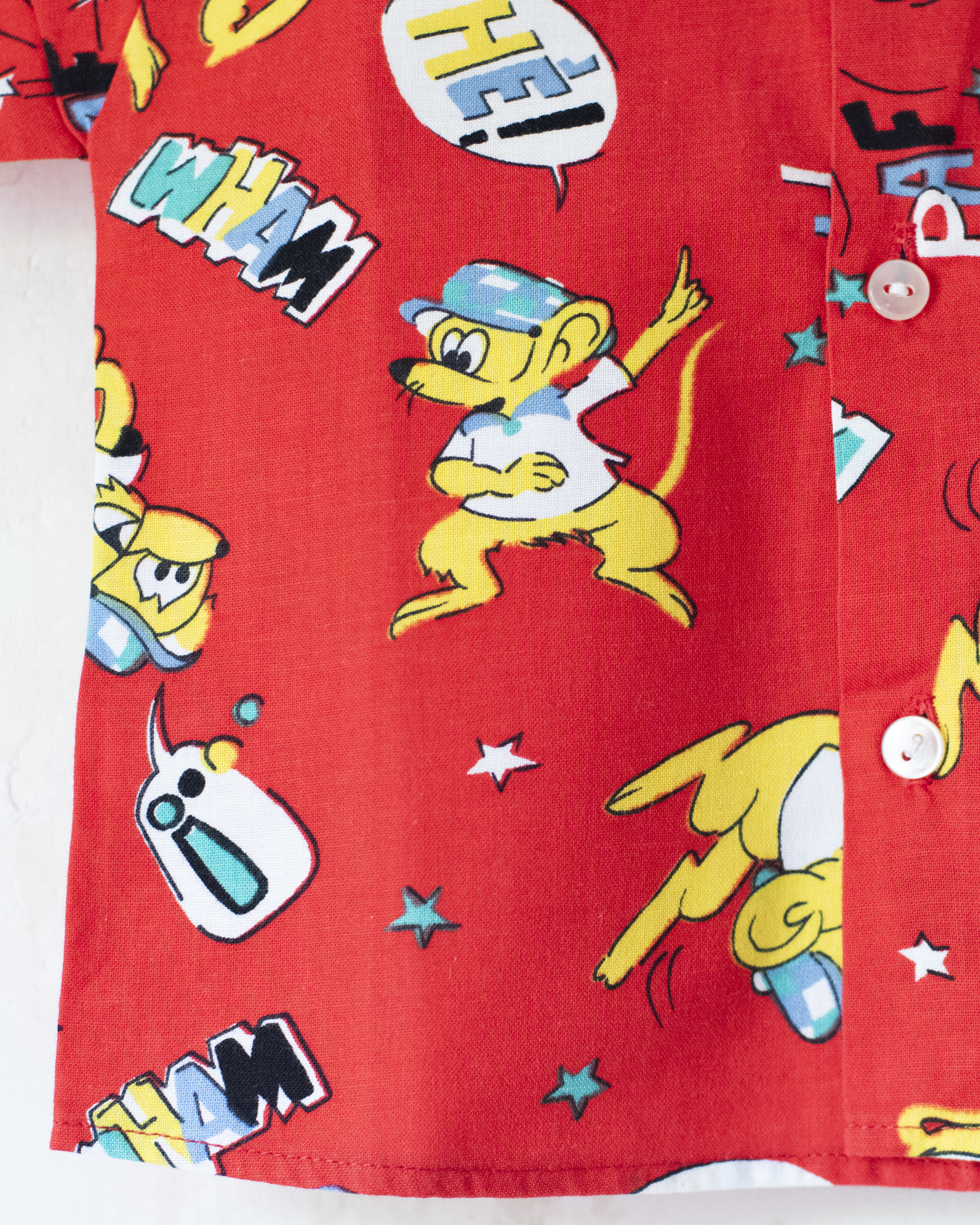 חולצה אדומה מכופתרת עם עכברים | 12-18 חודשים