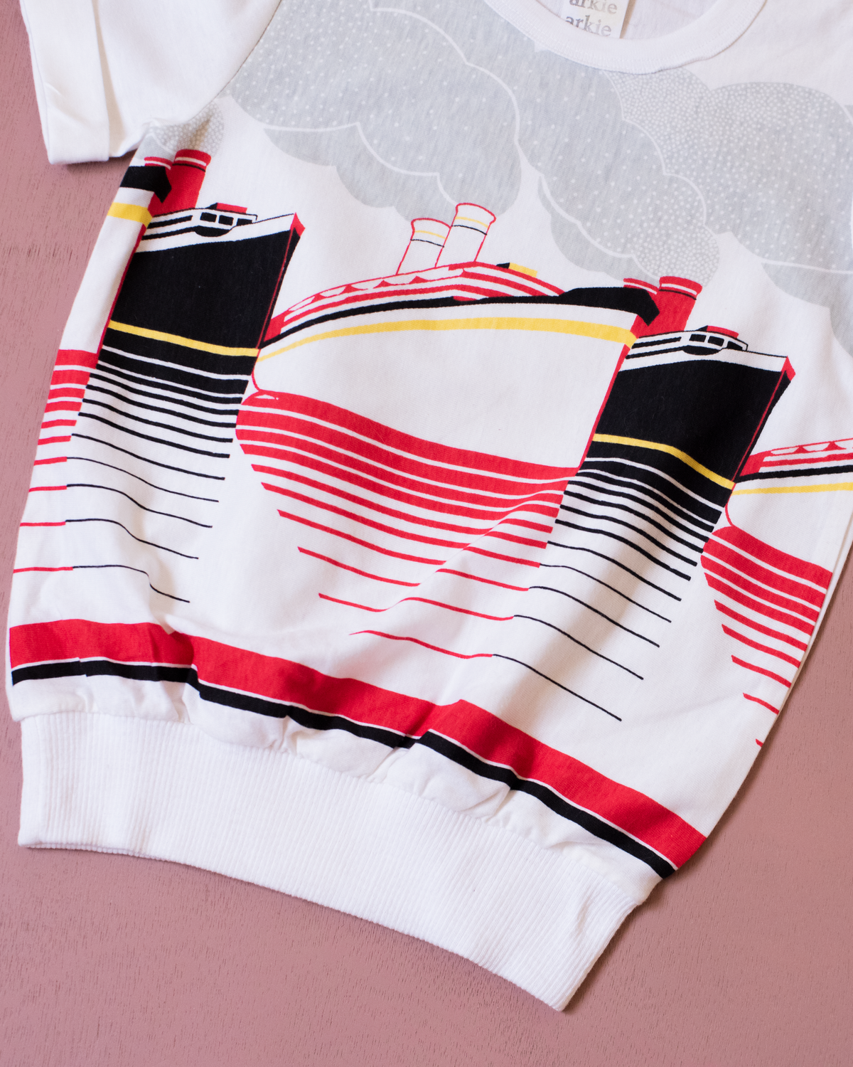 Three Ships T-Shirt | German Deadstock | 4-5 Years