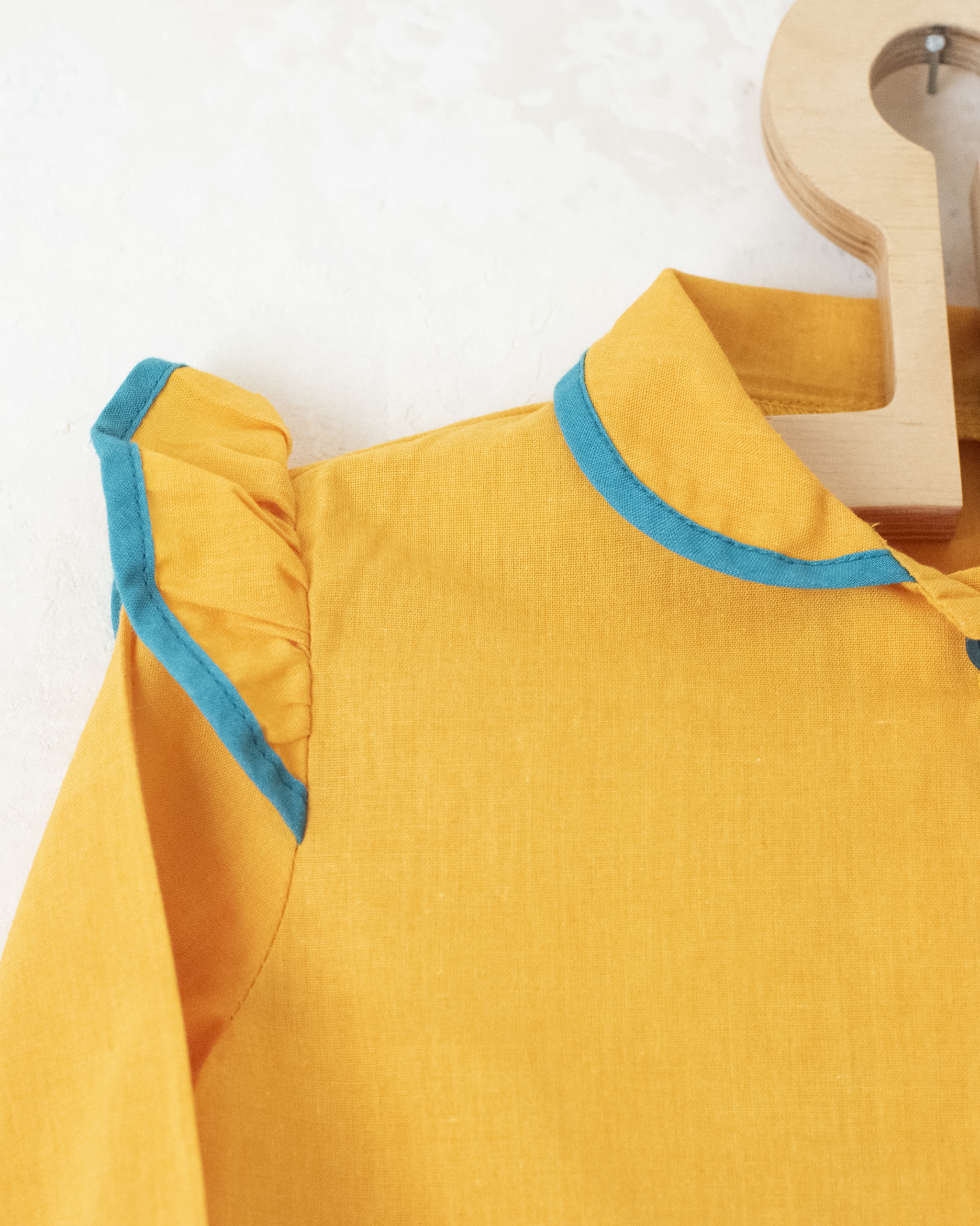 חולצה מכופתרת צהובה | 3-4 שנים