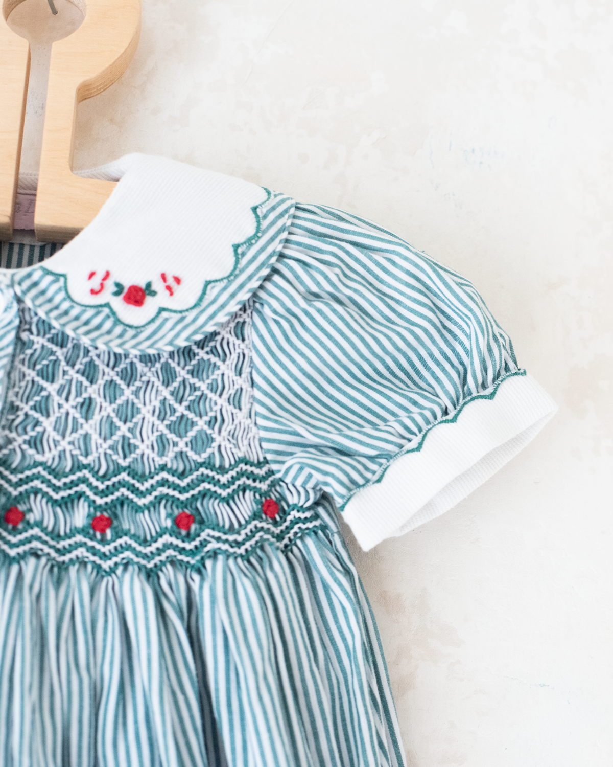 Jumpsuit with stripes and rose embroidery | 9-12 months