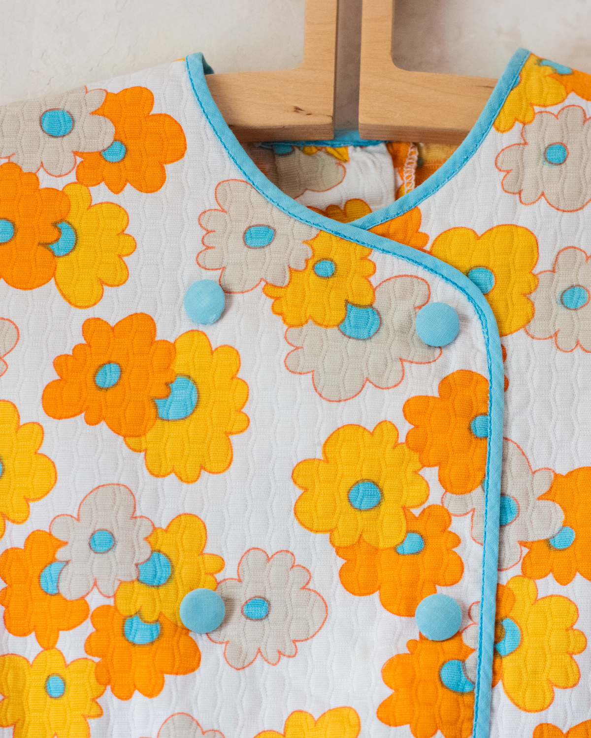 Floral dress from the seventies in shades of orange | 5-6 years