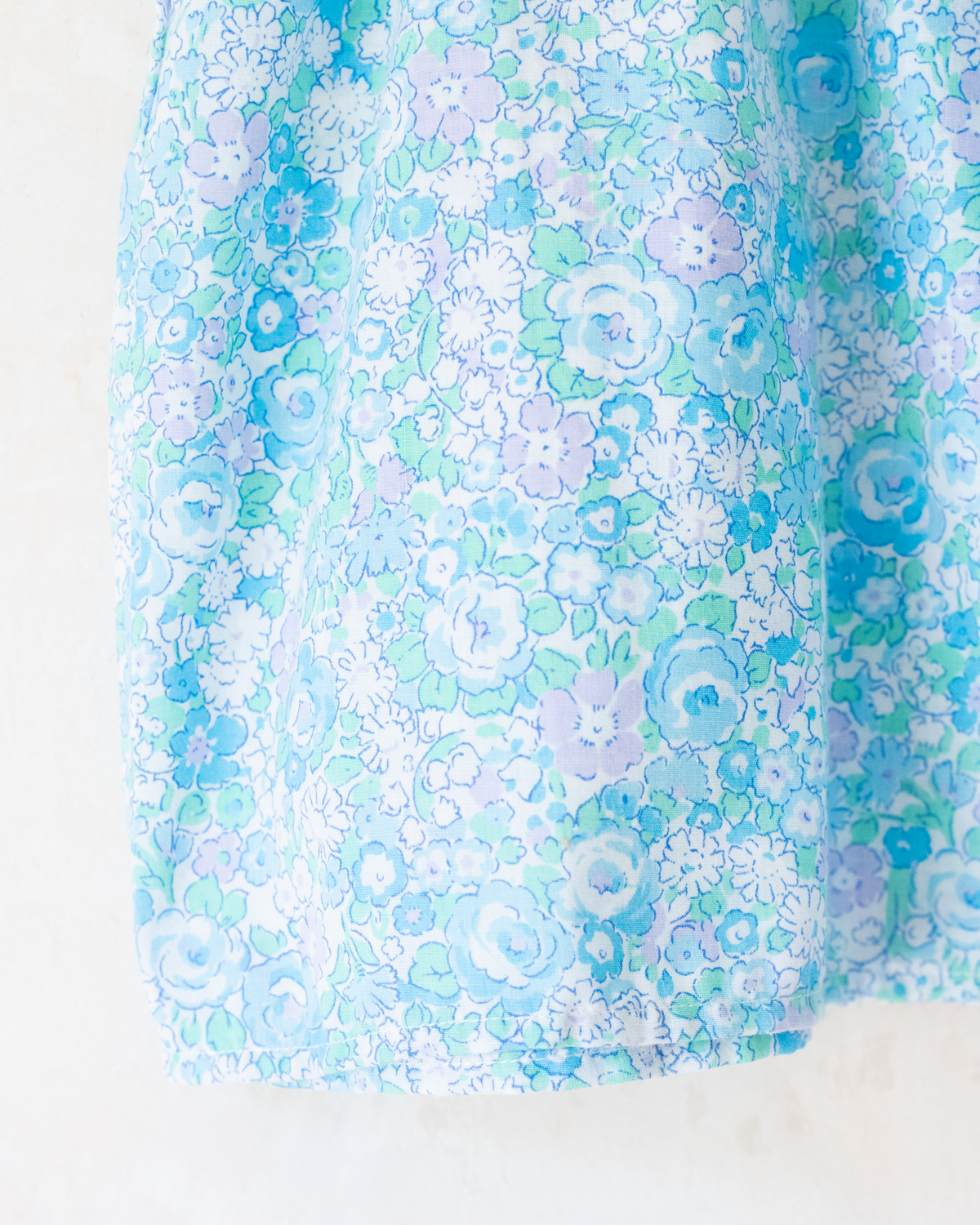 Floral dress with delicate embroidery | 9-12 months