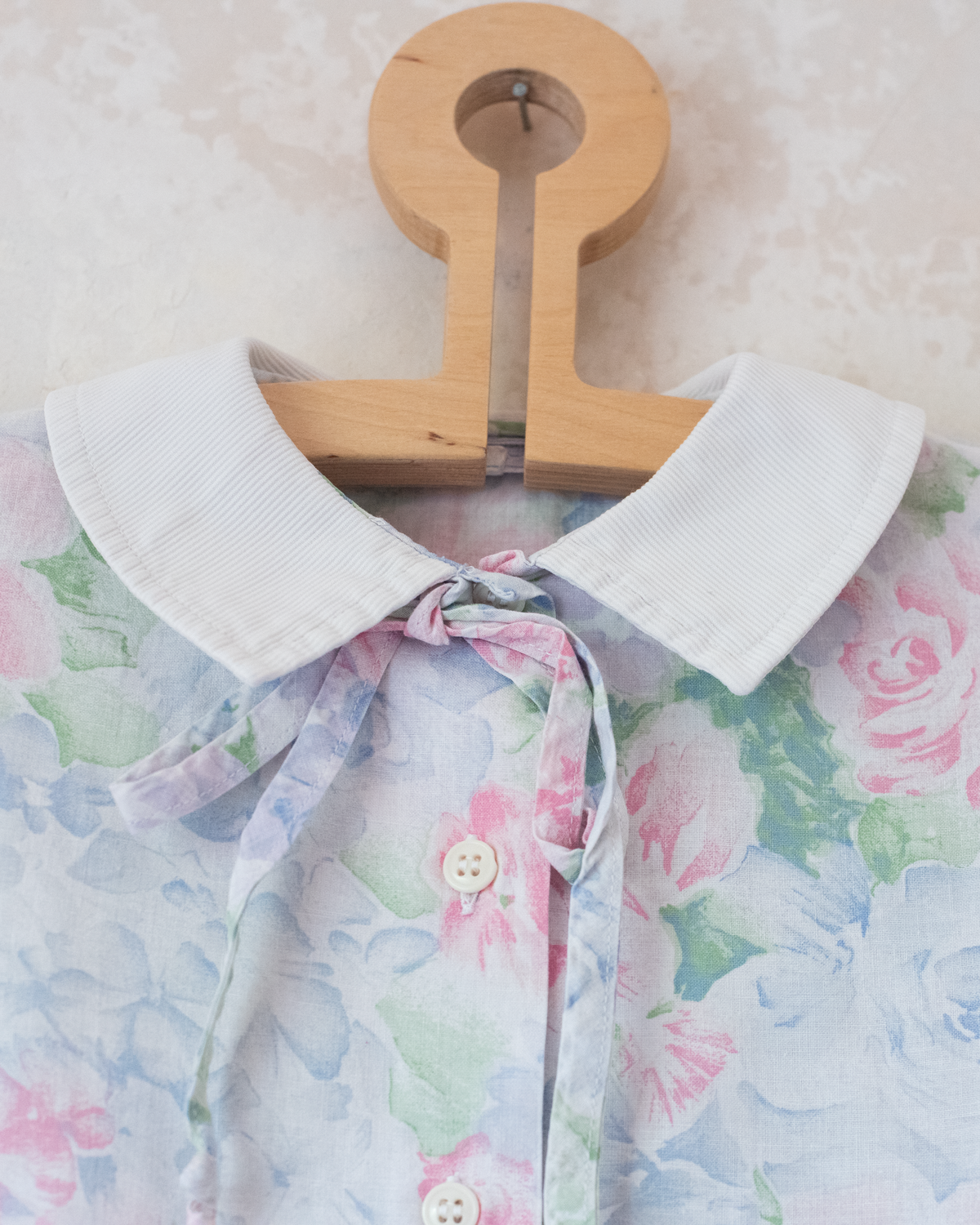 Floral button-down shirt with white collar | 6-7 years