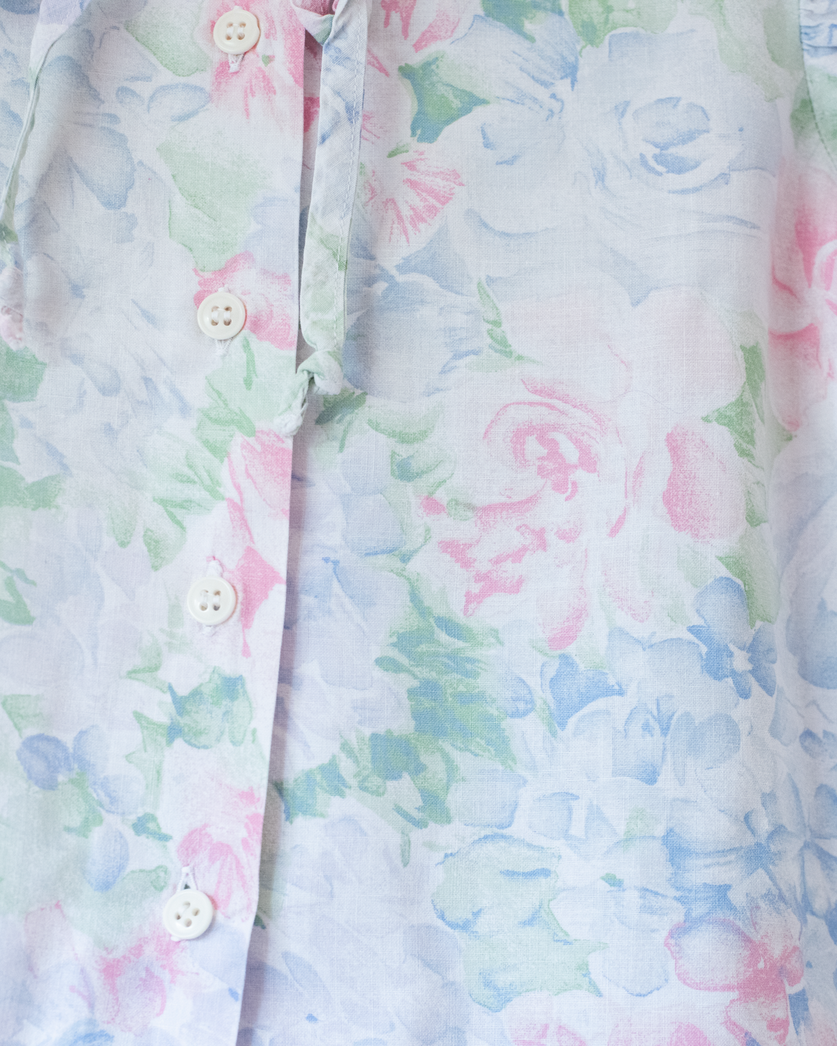Floral button-down shirt with white collar | 6-7 years