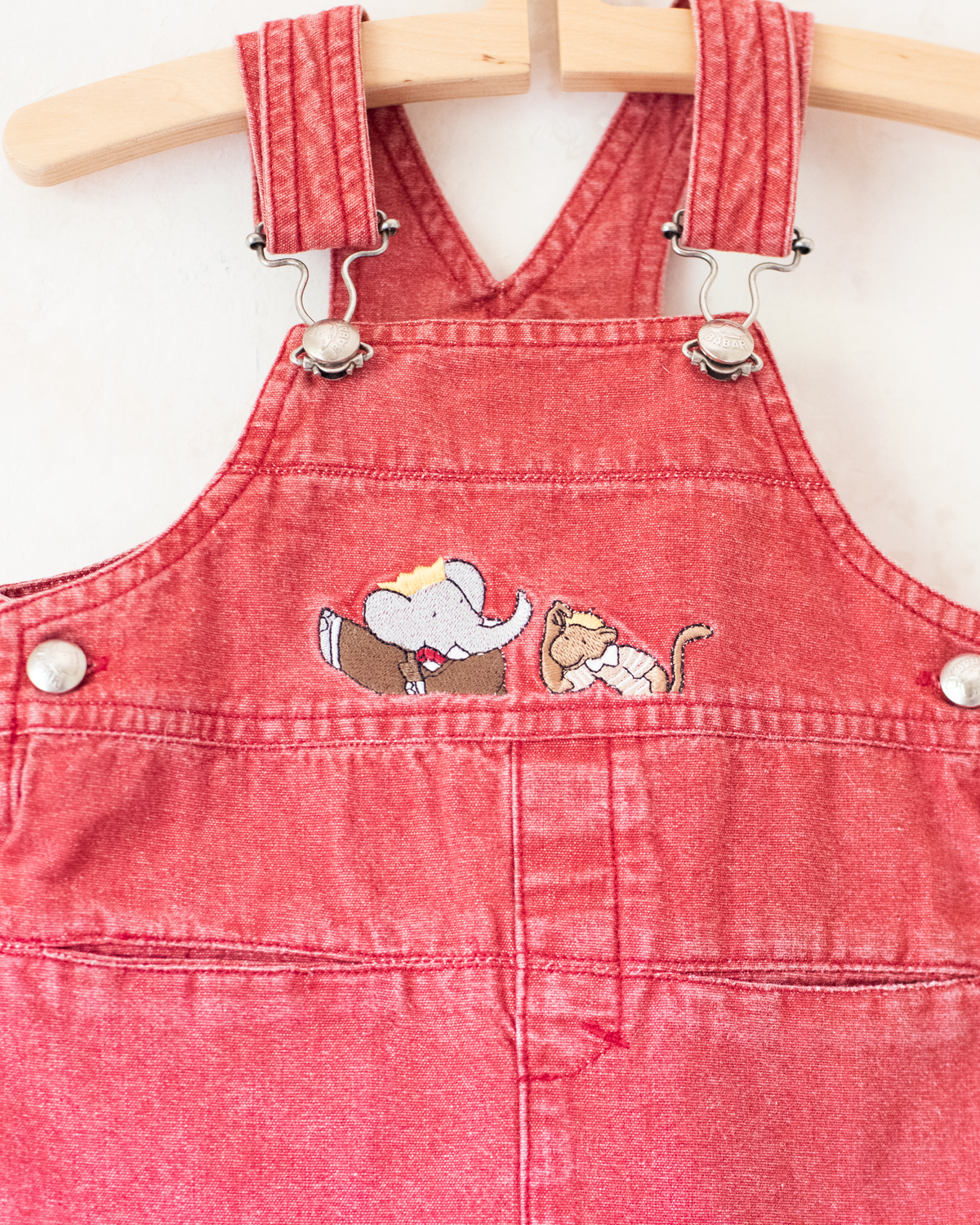 Red denim sundress with King Bebar embroidery | 9-12 months