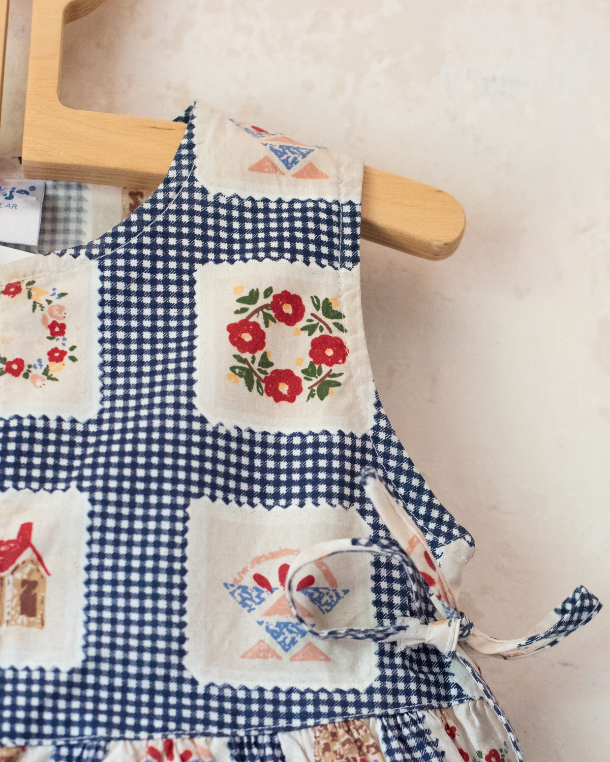 Plaid overalls with nostalgic prints | Dutch Deadstock | 12-18 months