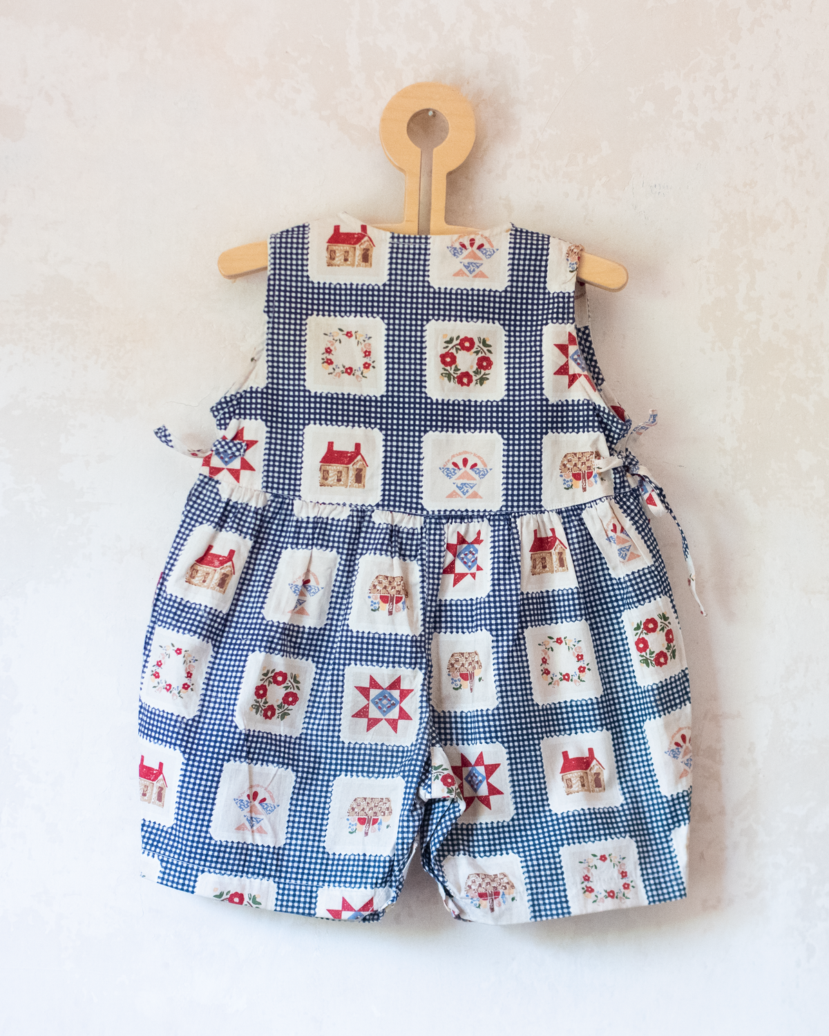Plaid overalls with nostalgic prints | Dutch Deadstock | 12-18 months