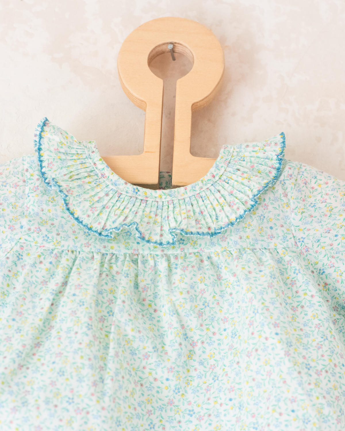 Floral shirt with ruffle collar | 0-3 months