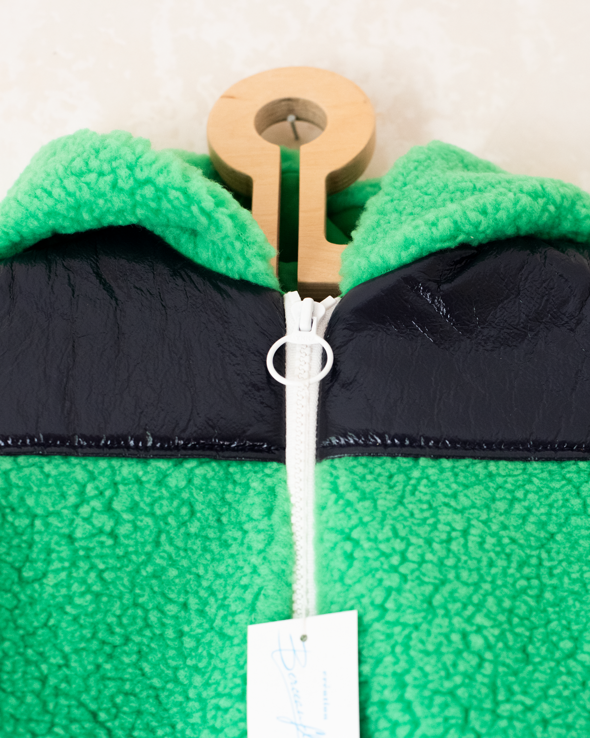 Green fleece jacket with shiny patches | Italian dead stock | 2-3 years