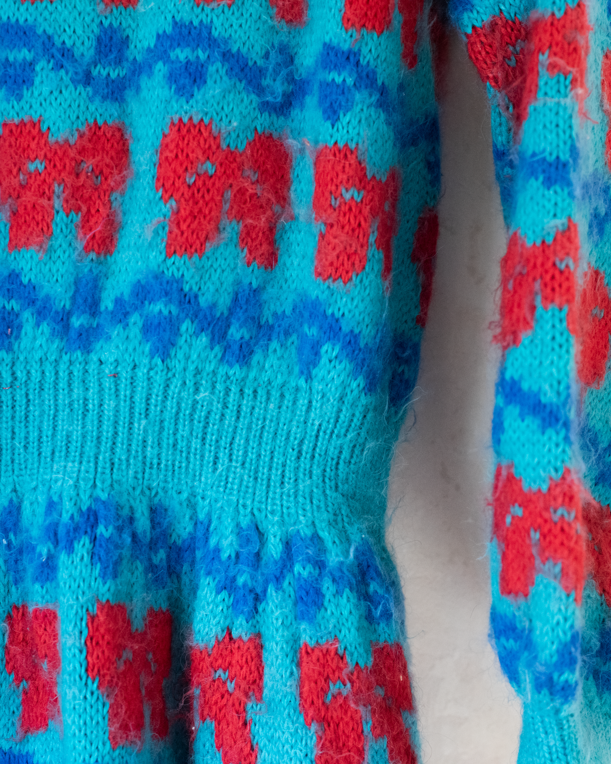 Knitted wool dress with bow ties | 9-10 years