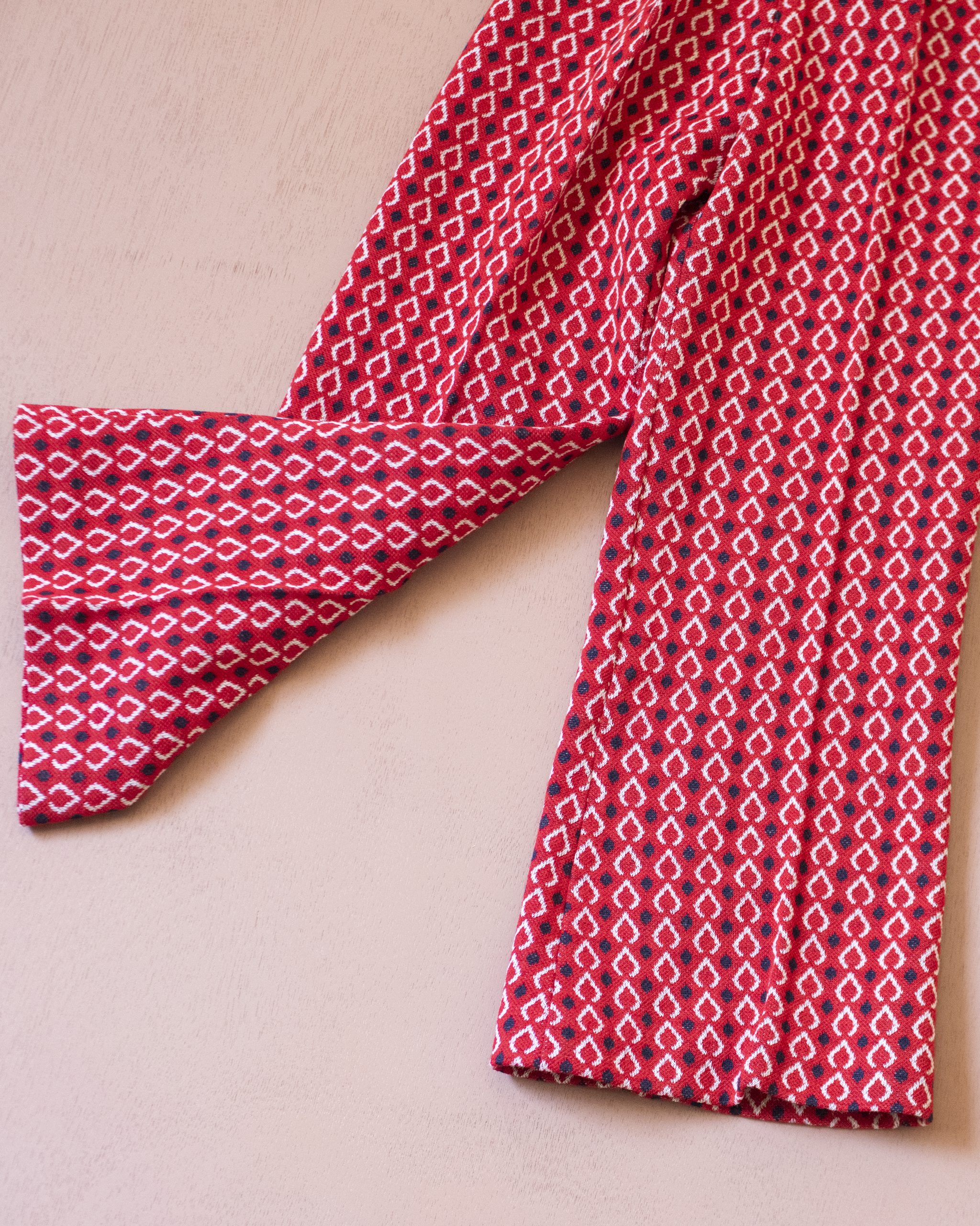 מכנסים אדומים מהסבנטיז | דד סטוק צרפתי | 5-6 שנים