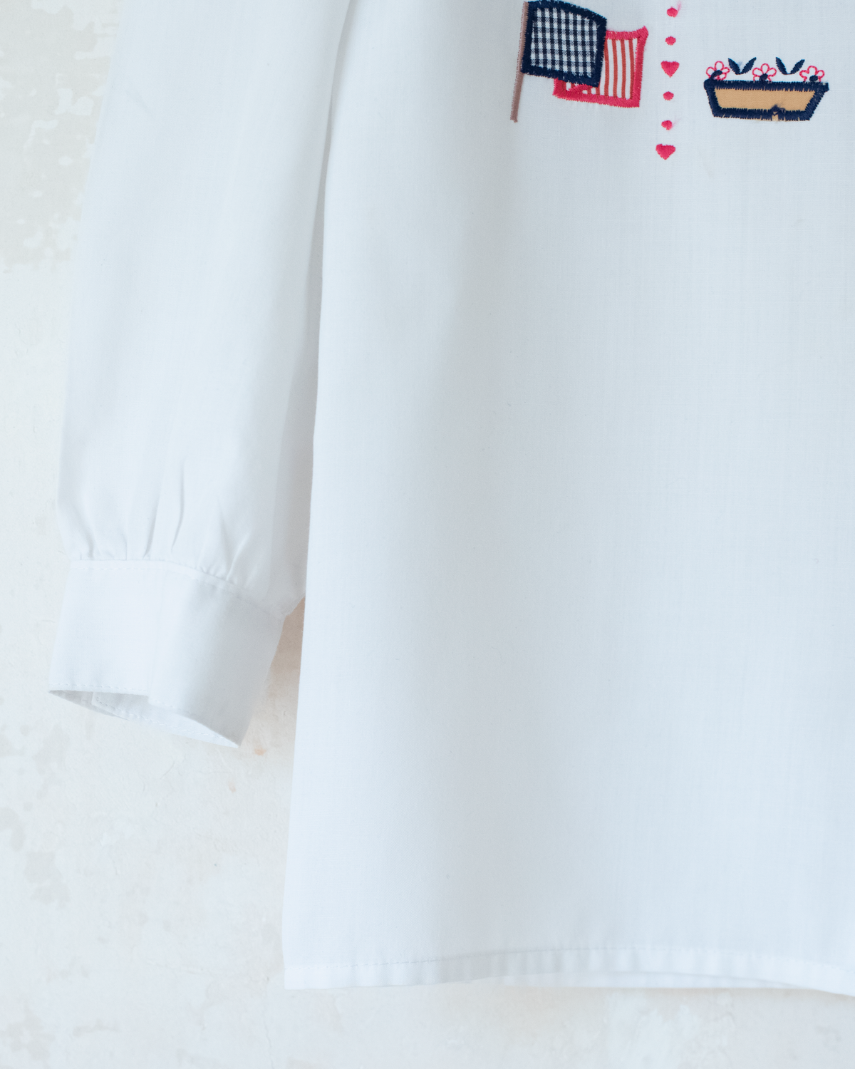 Button-down shirt with teddy bear and heart embroidery | 7-8 years