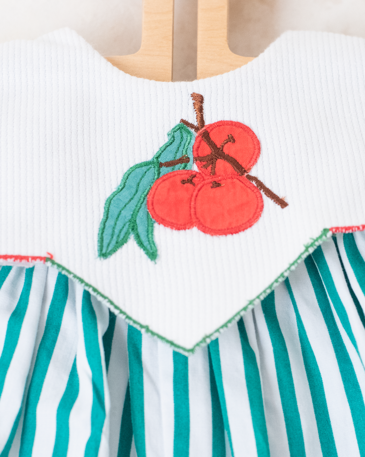 Striped and embroidered berry jumpsuit | 3-6 months