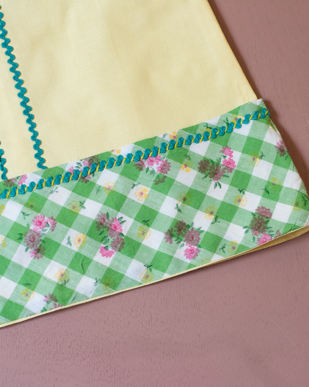 Yellow dress with checks and flowers | 9-12 months