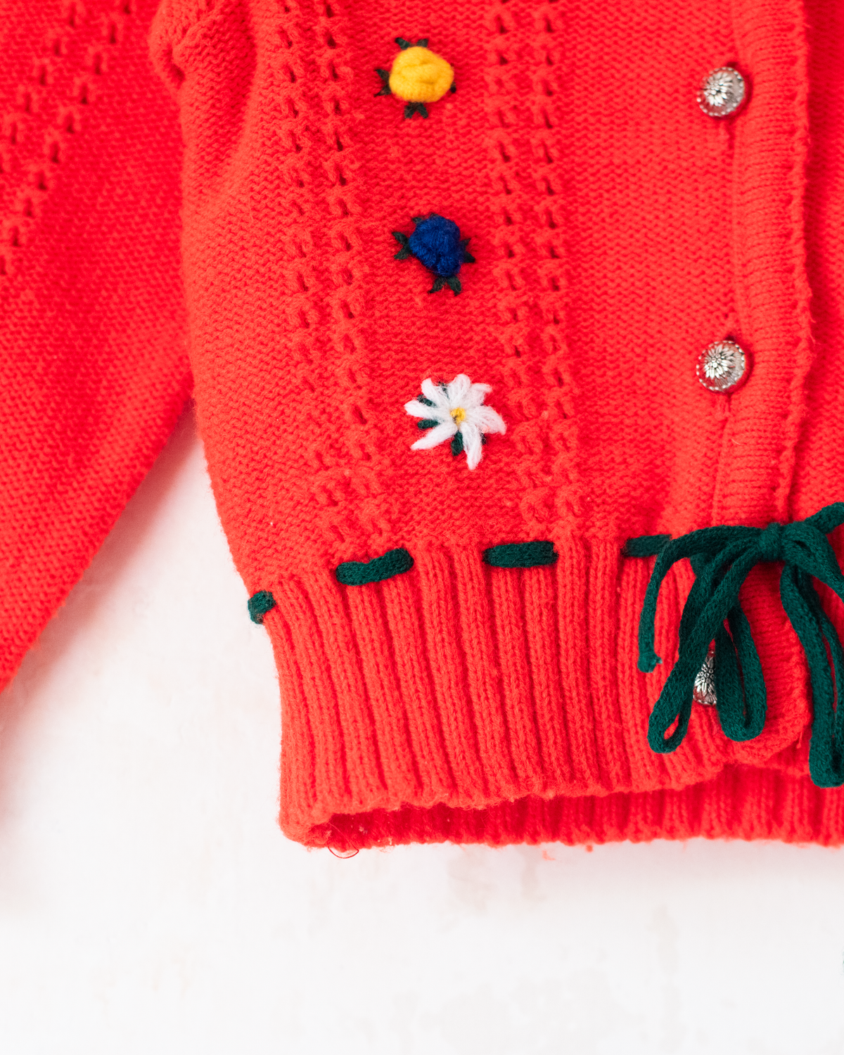 Red wool cardigan with flowers | 12-18 months