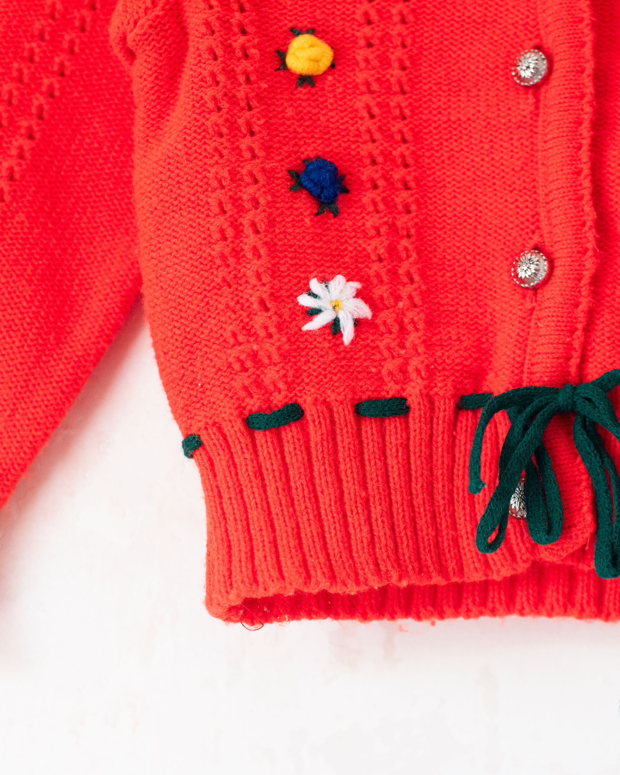 קרדיגן צמר אדום עם פרחים | 12-18 חודשים