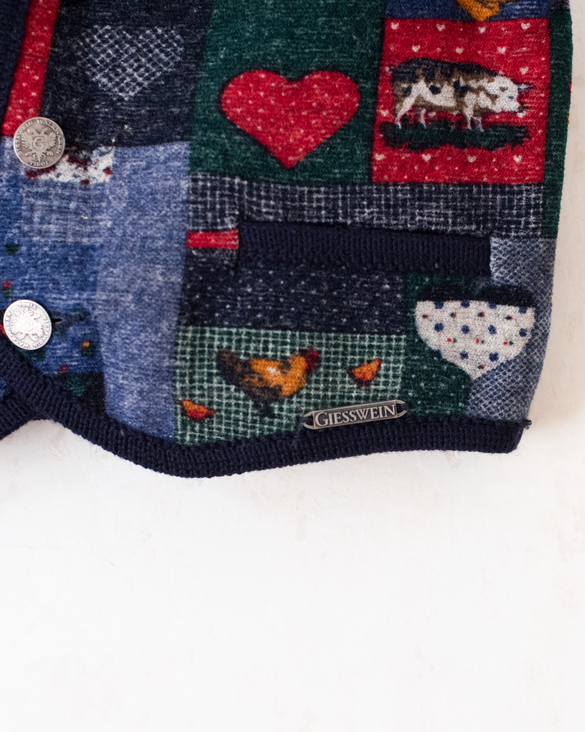 Woolen cardigan with patches and animals | 5-6 years