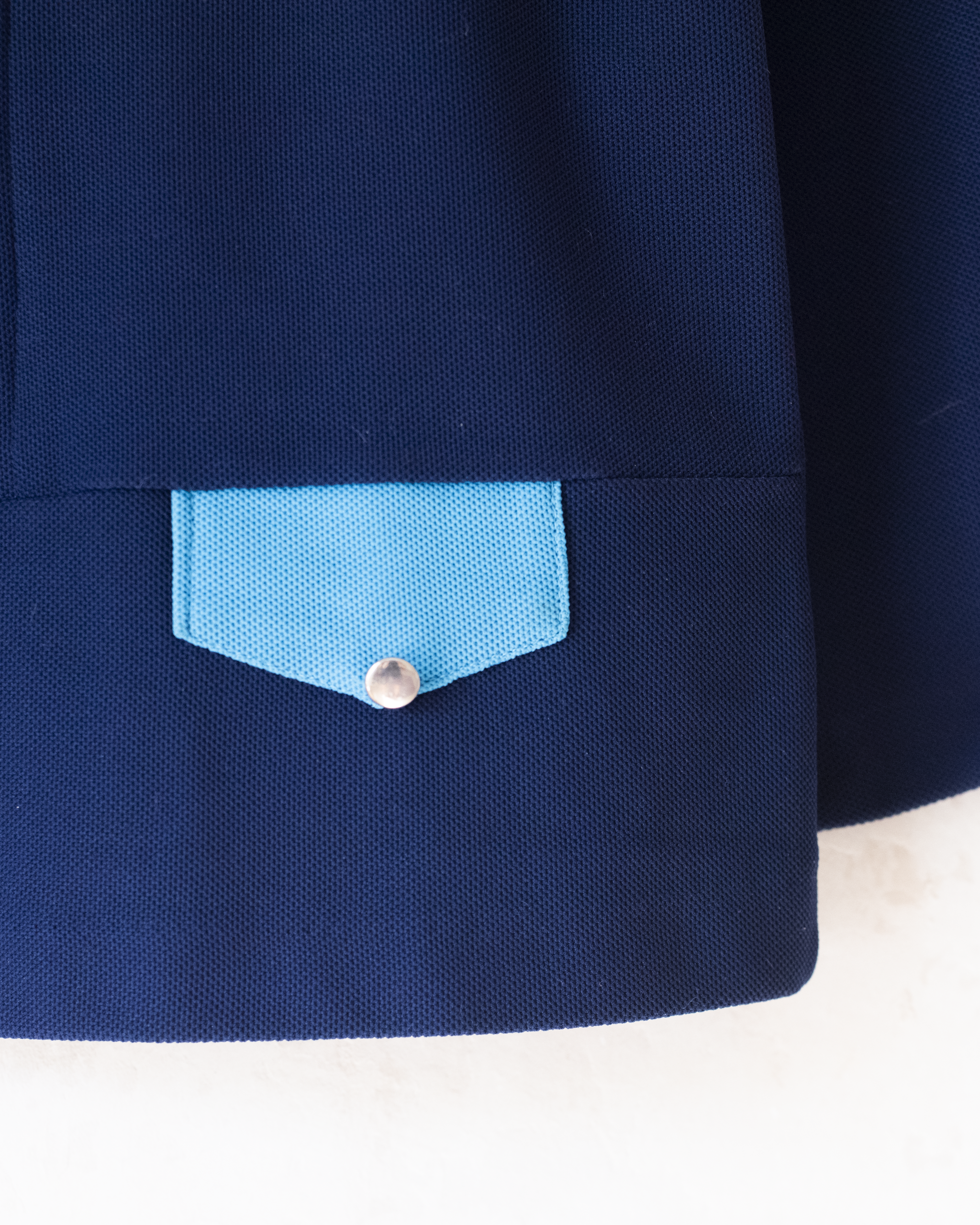 חולצה כחולה עם צווארון מהסיקסטיז | 5-6 שנים