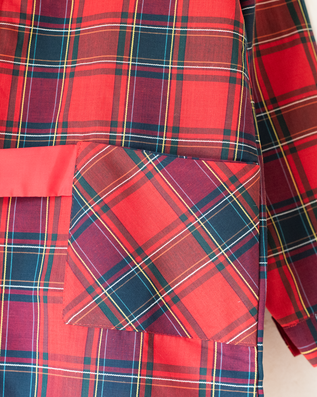 Red plaid dress with belt | French deadstock | Ages 7-8