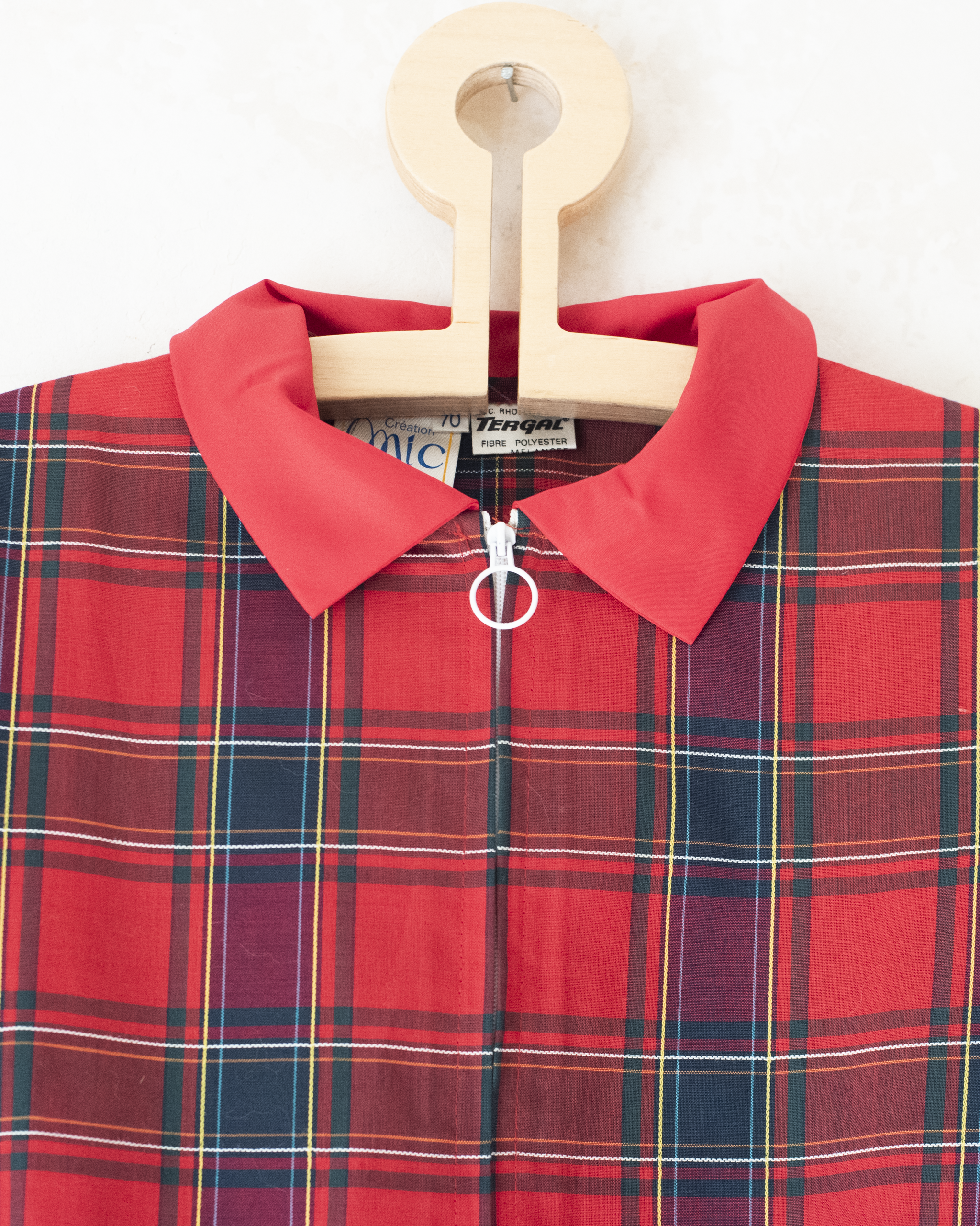 שמלה אדומה משובצת עם חגורה | דד סטוק צרפתי | 7-8 שנים