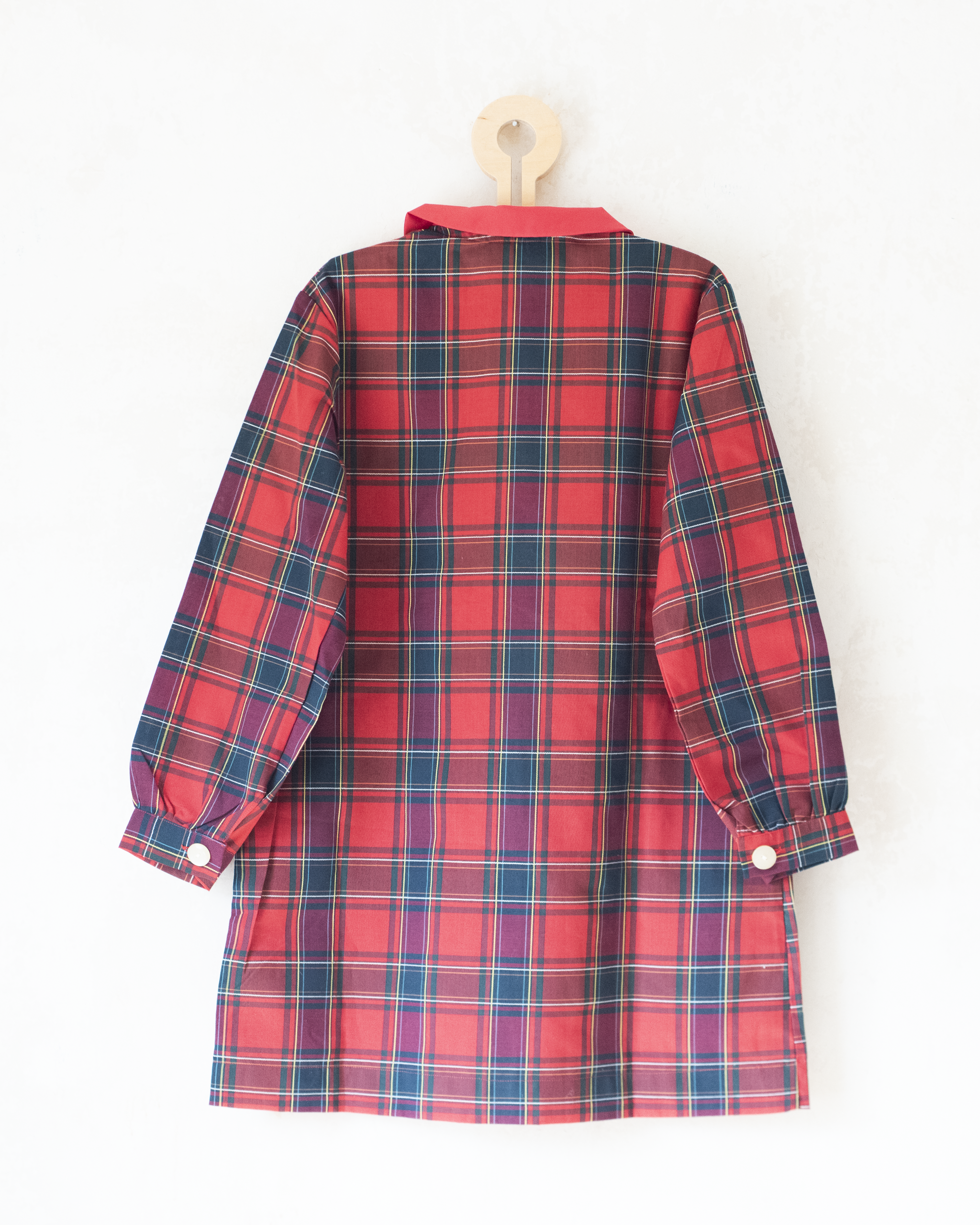 שמלה אדומה משובצת עם חגורה | דד סטוק צרפתי | 7-8 שנים